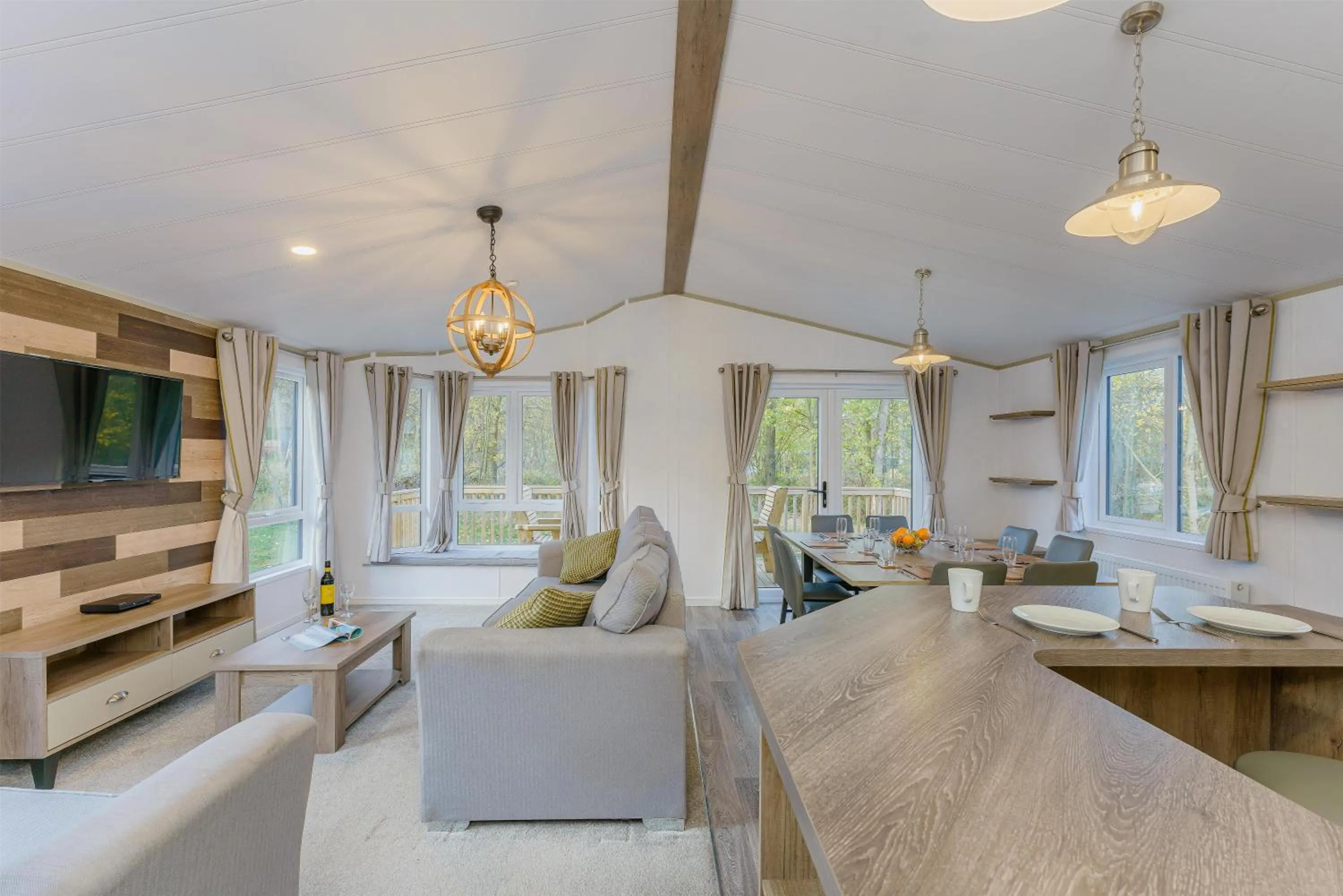 Property building in Best Western Plus Kenwick Park Hotel