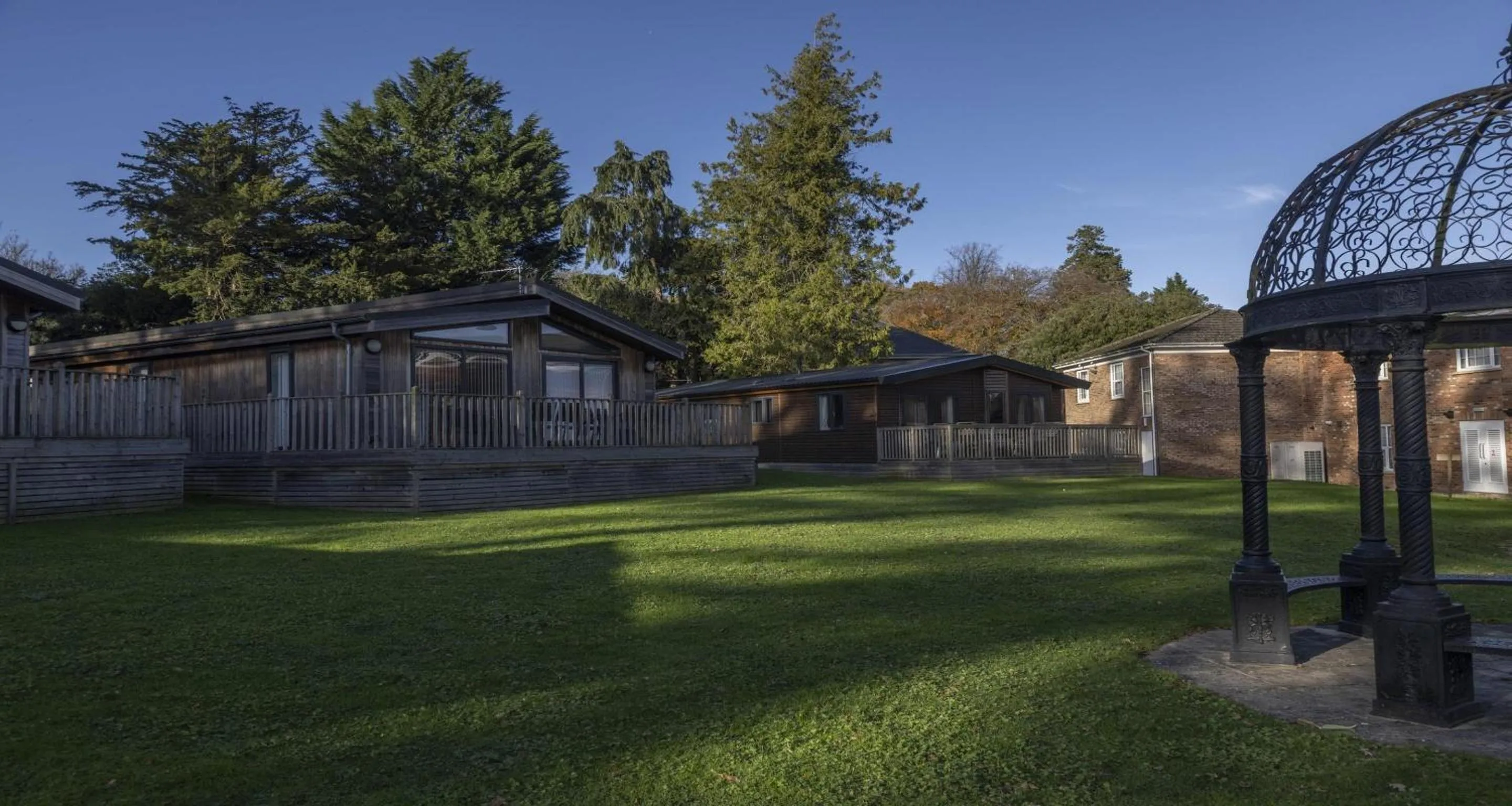 Property building in Best Western Plus Kenwick Park Hotel