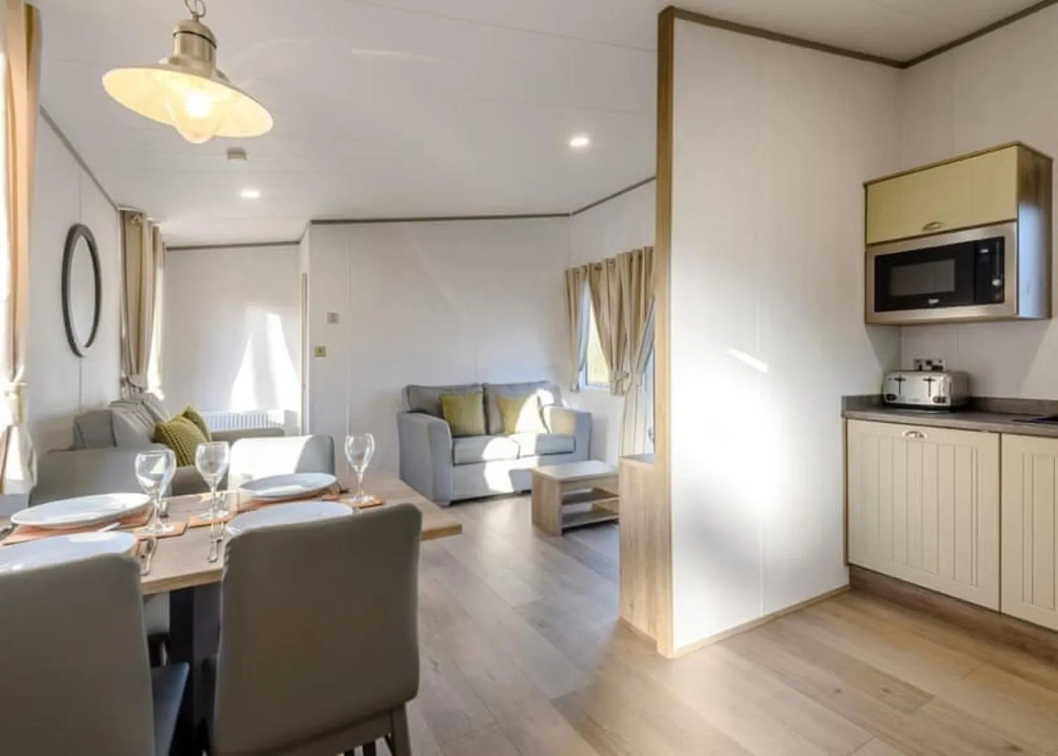 Kitchen or kitchenette in Best Western Plus Kenwick Park Hotel