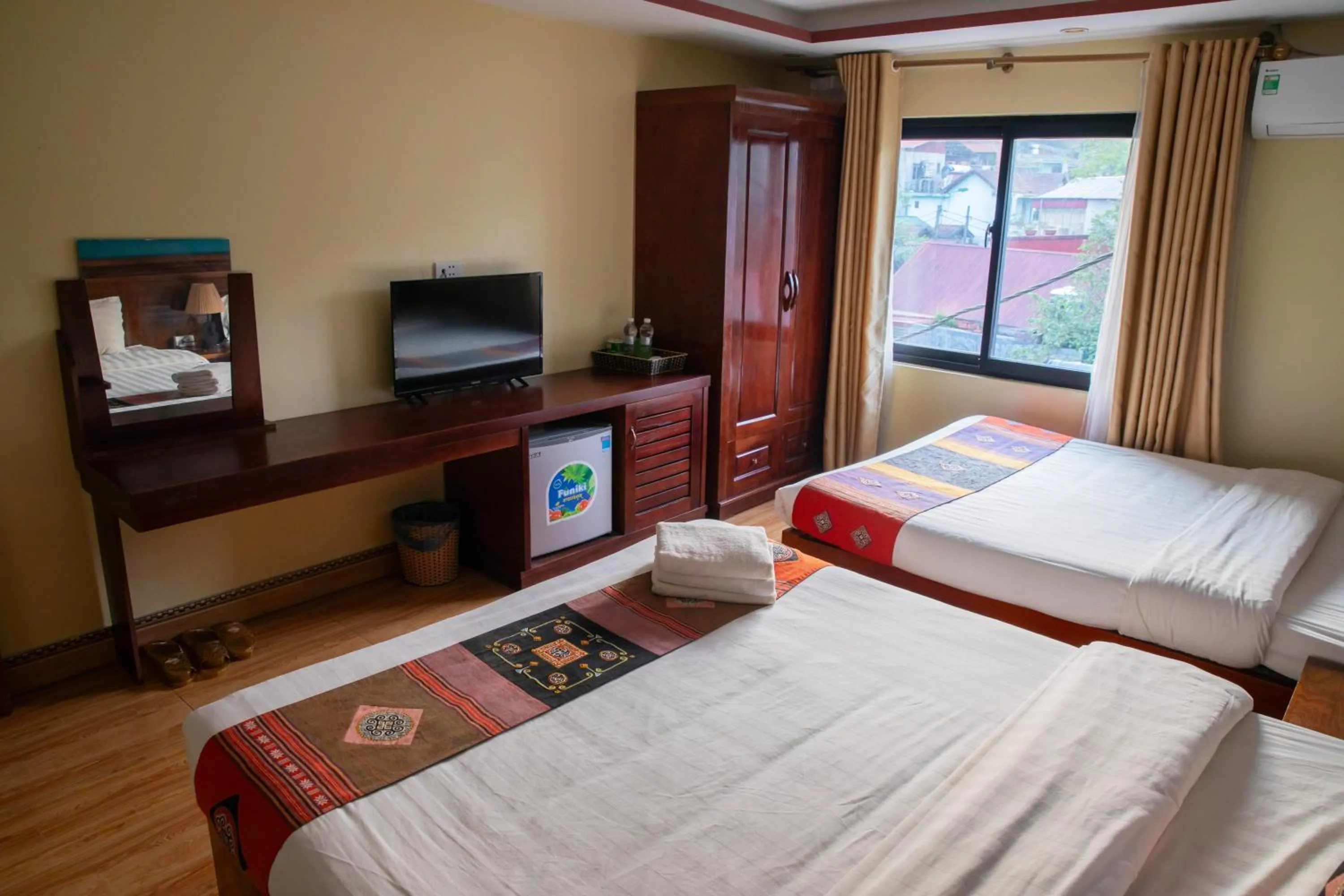 Bed in Sapa Friendly Inn Hotel