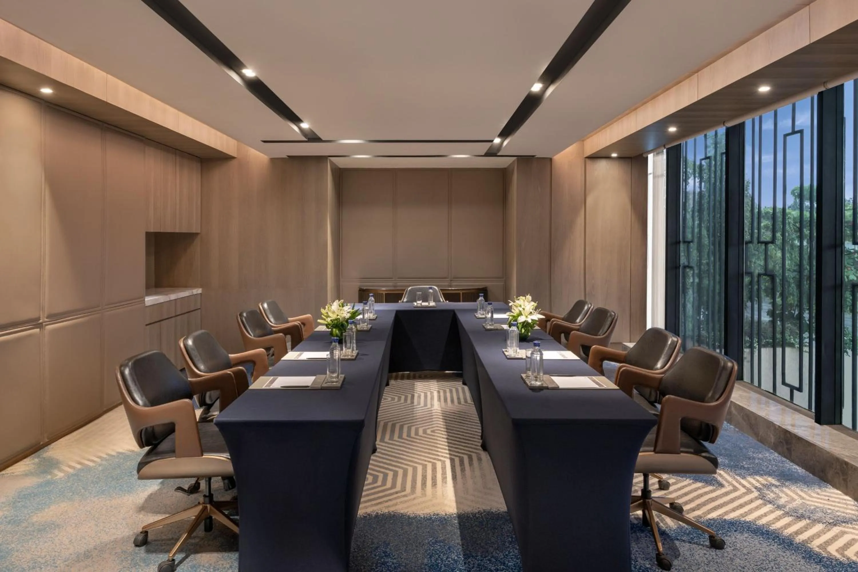 Meeting/conference room in Navi Mumbai Marriott