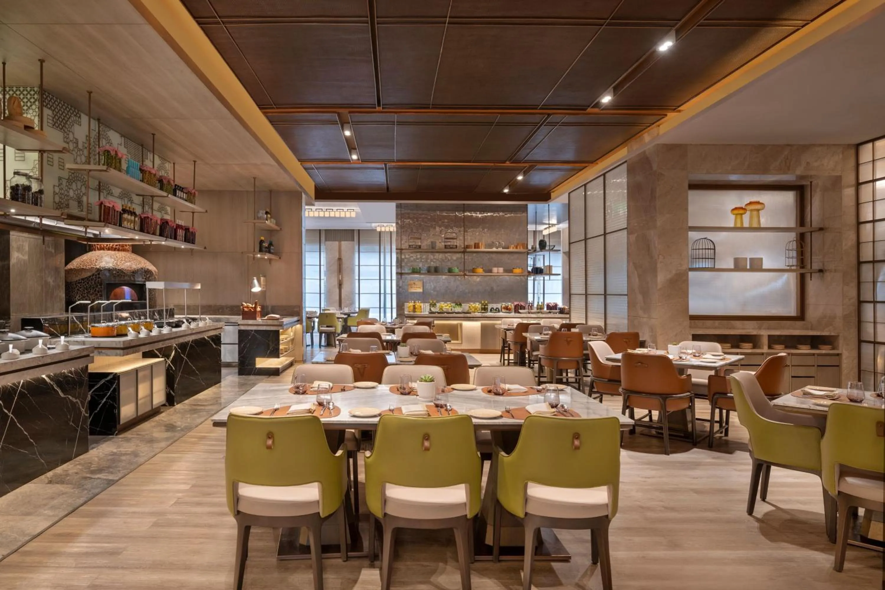 Restaurant/places to eat in Navi Mumbai Marriott