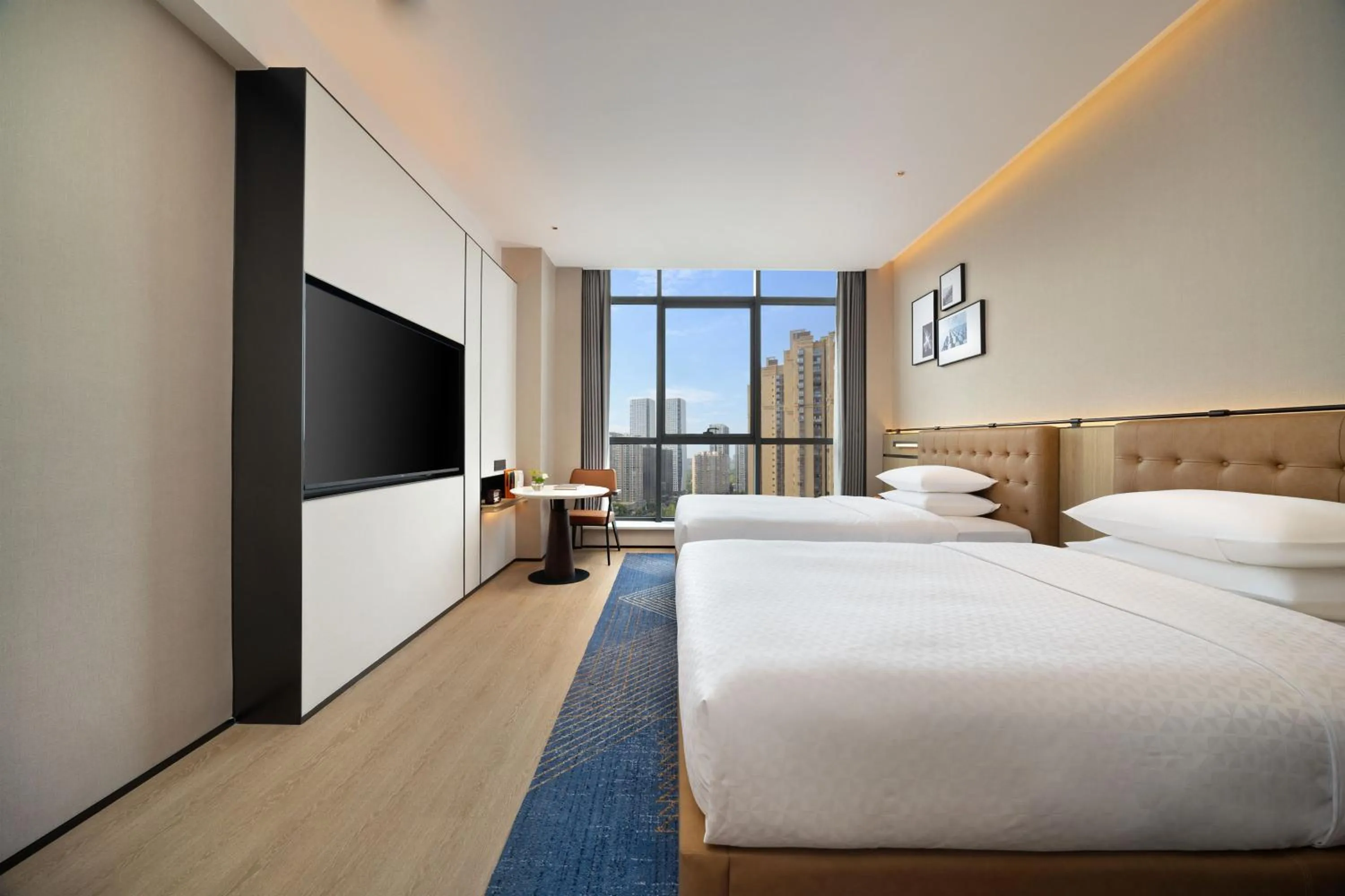 Bed in Four Points by Sheraton Chengdu, High-Tech Zone Exhibition Center