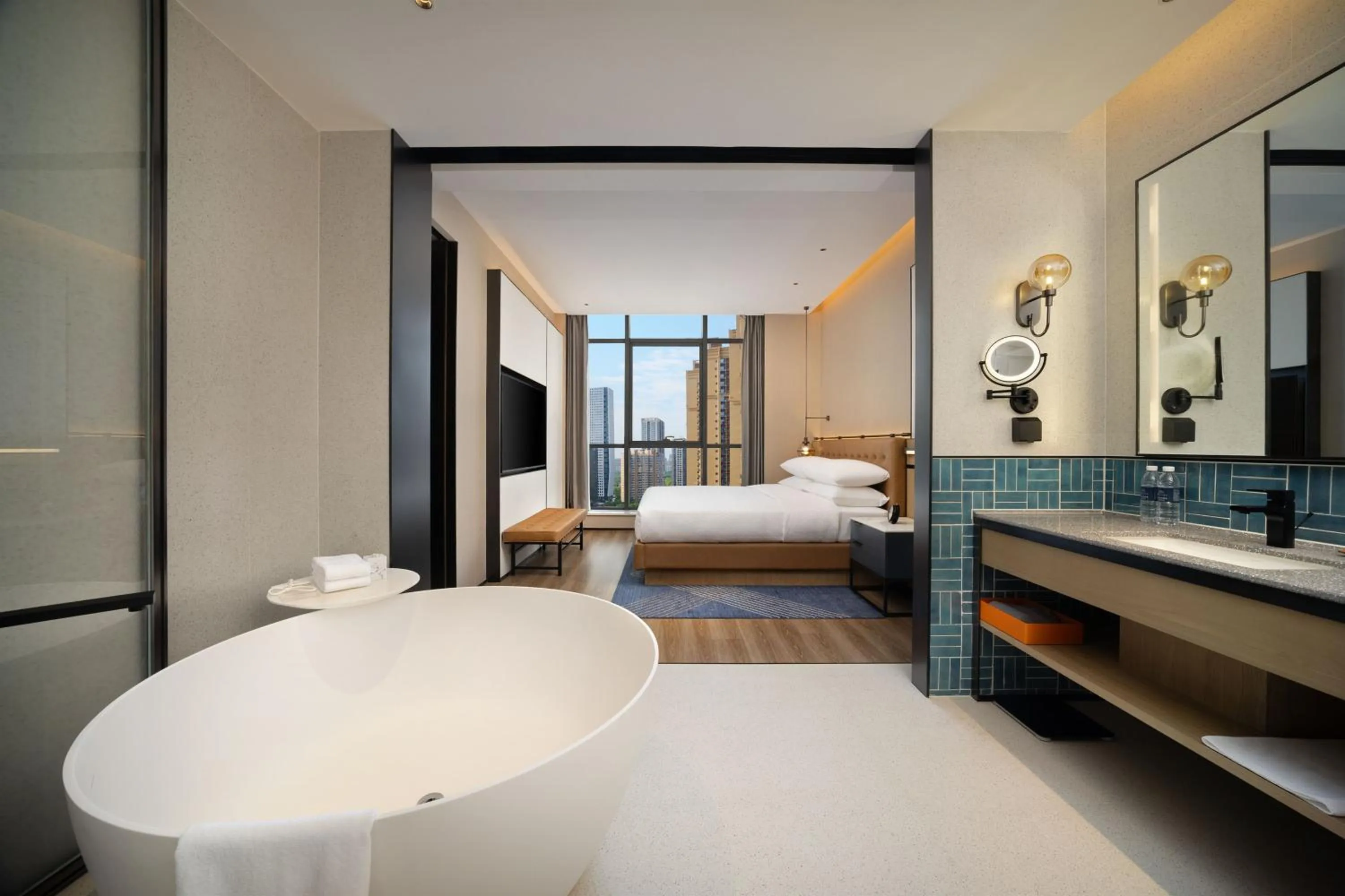 Bed in Four Points by Sheraton Chengdu, High-Tech Zone Exhibition Center
