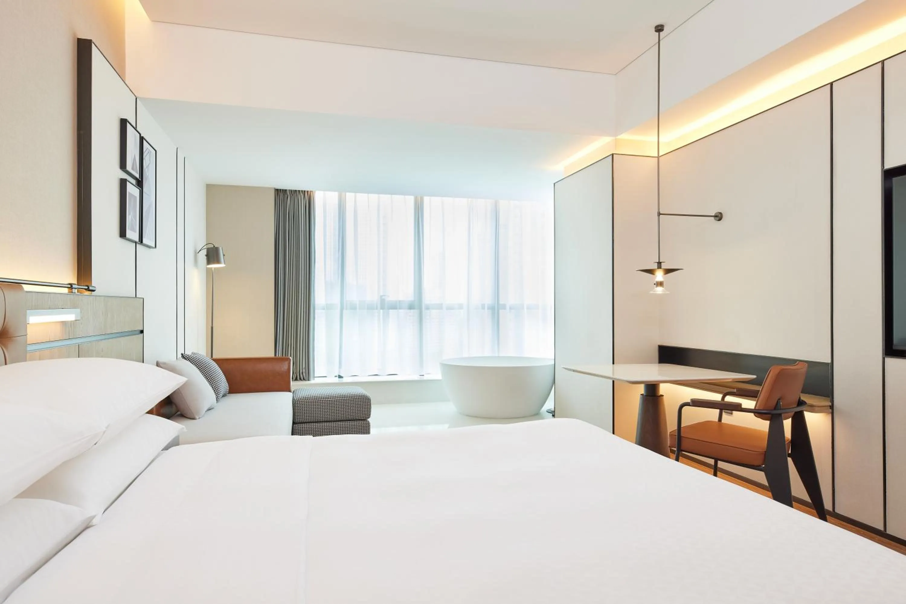 Bed in Four Points by Sheraton Chengdu, High-Tech Zone Exhibition Center