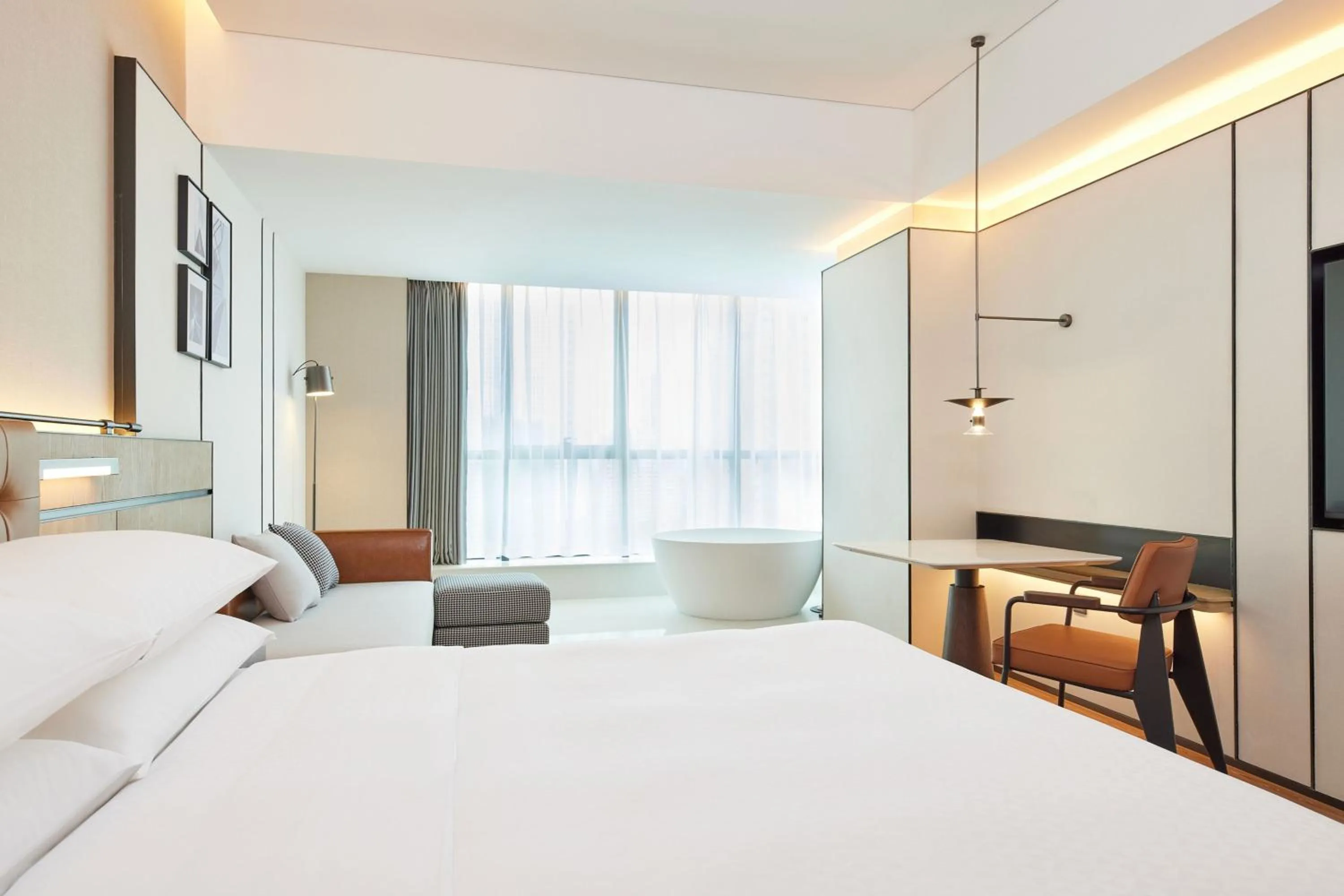 Bedroom, Bed in Four Points by Sheraton Chengdu, High-Tech Zone Exhibition Center