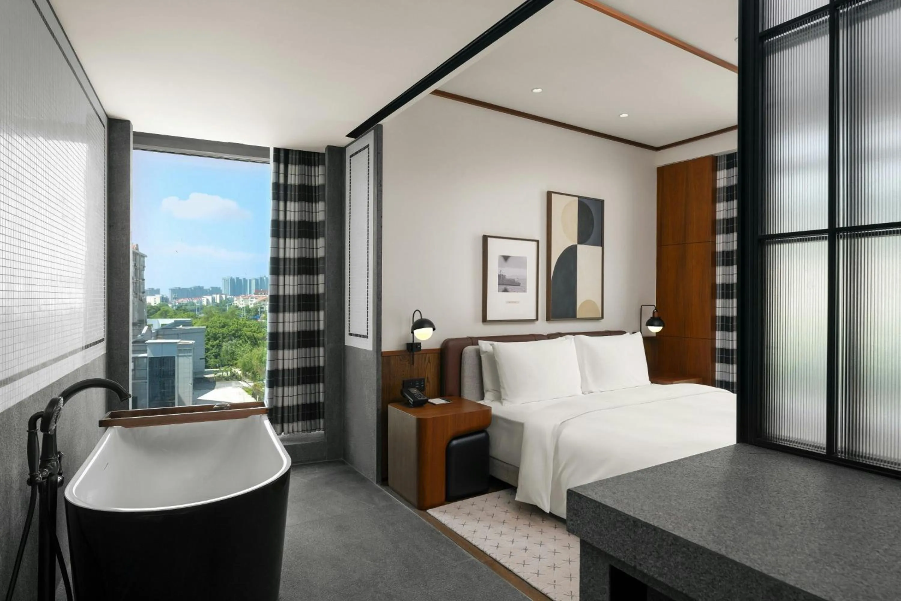 Photo of the whole room, Bed in Flow and Co. Qingdao, Autograph Collection