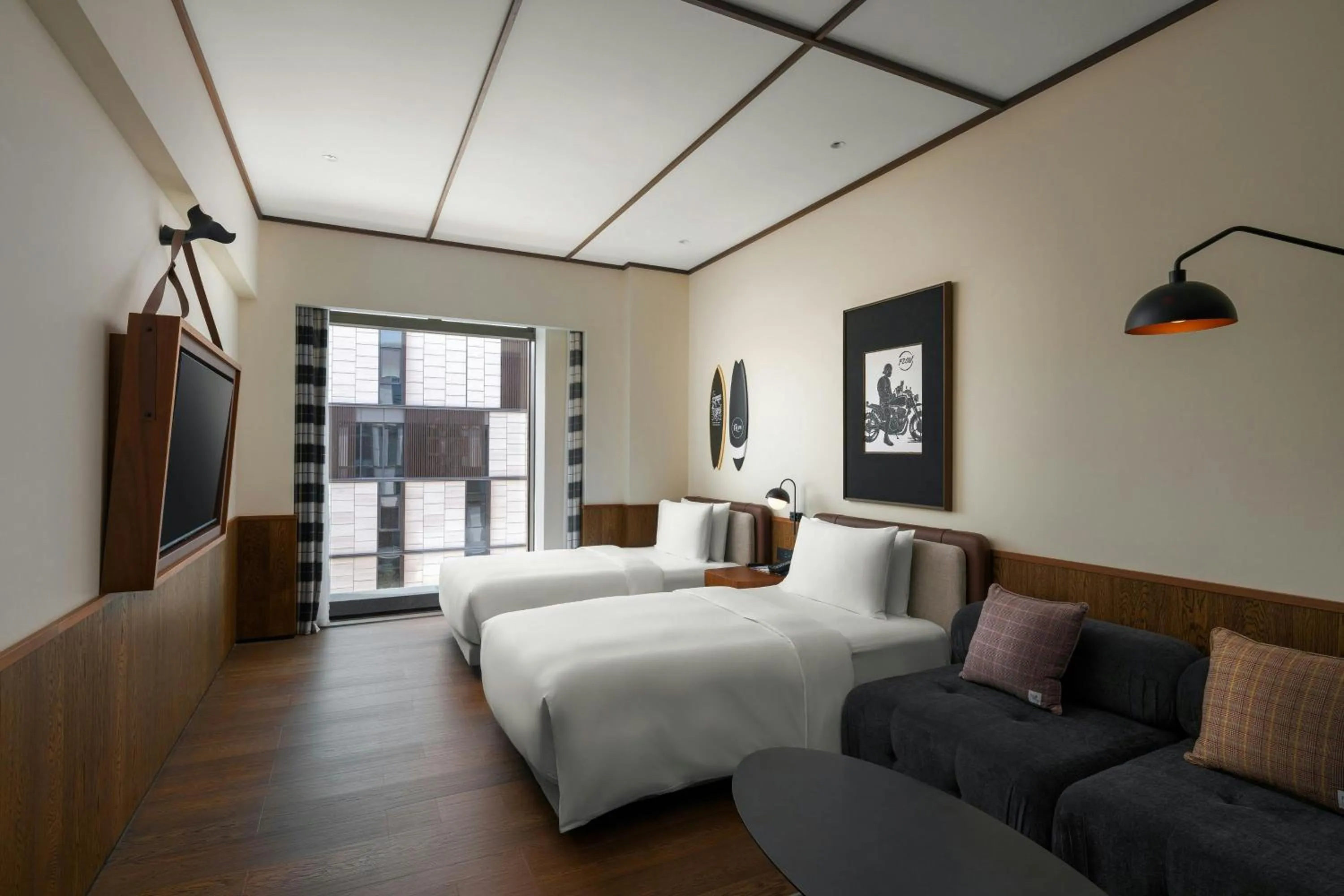 Photo of the whole room, Bed in Flow and Co. Qingdao, Autograph Collection