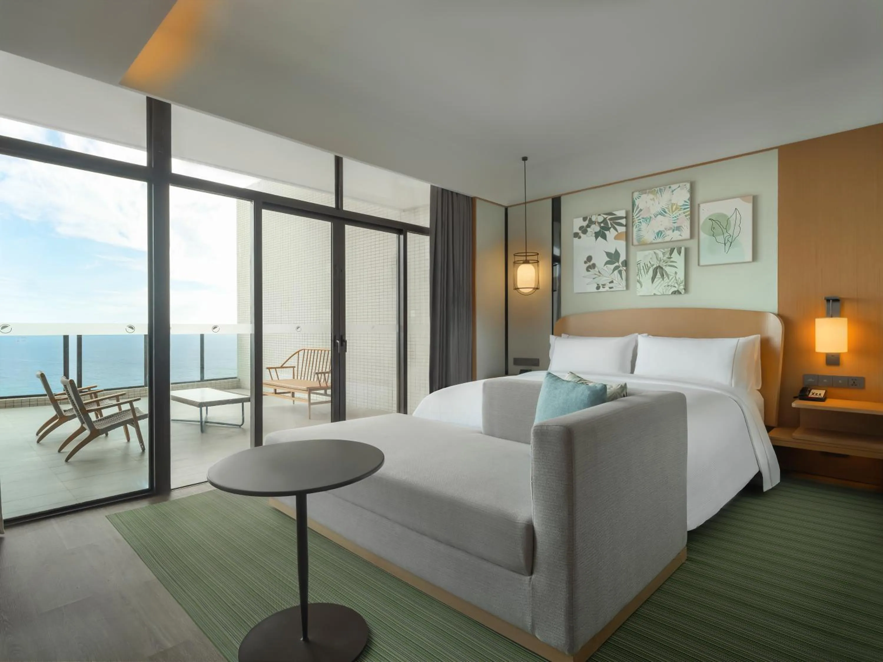 Living room, Bed in Element Yangjiang Hailing Island