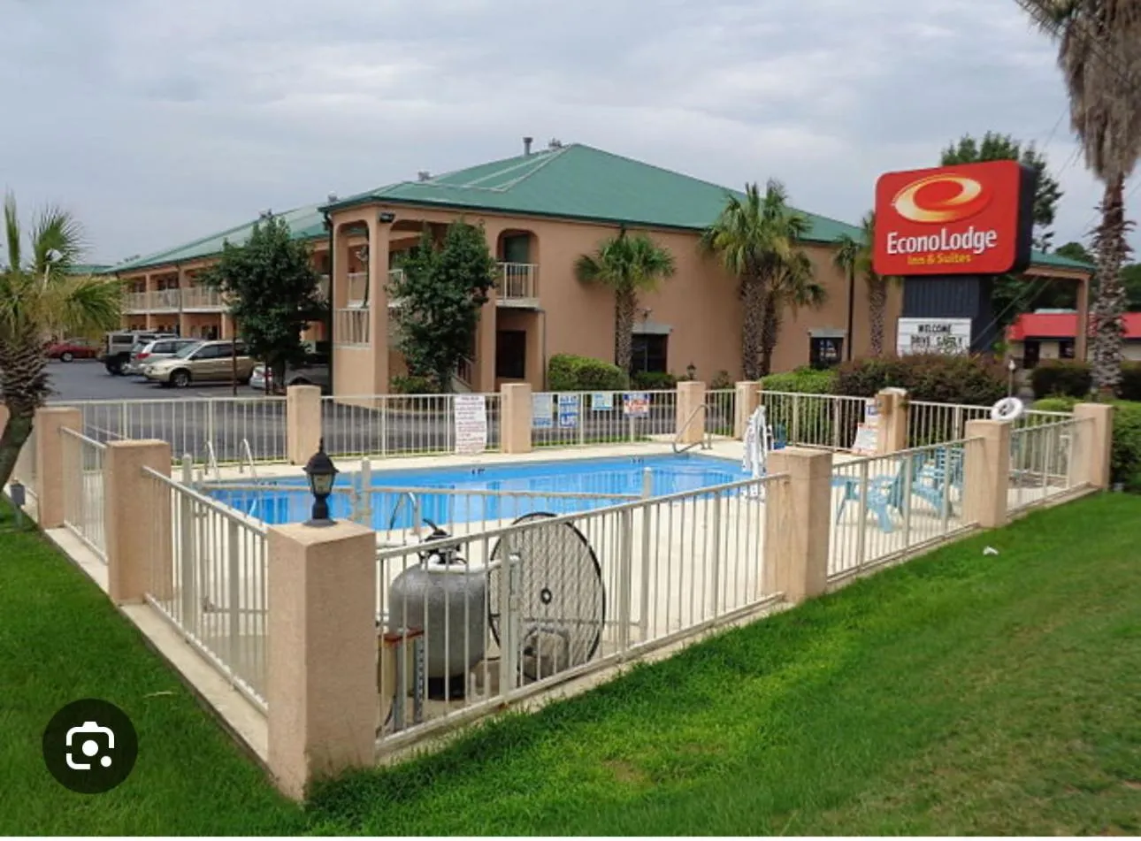 Econolodge inn & suites