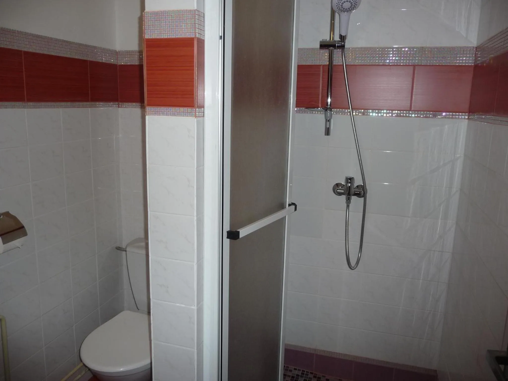 Shower in Hotel Ďumbier