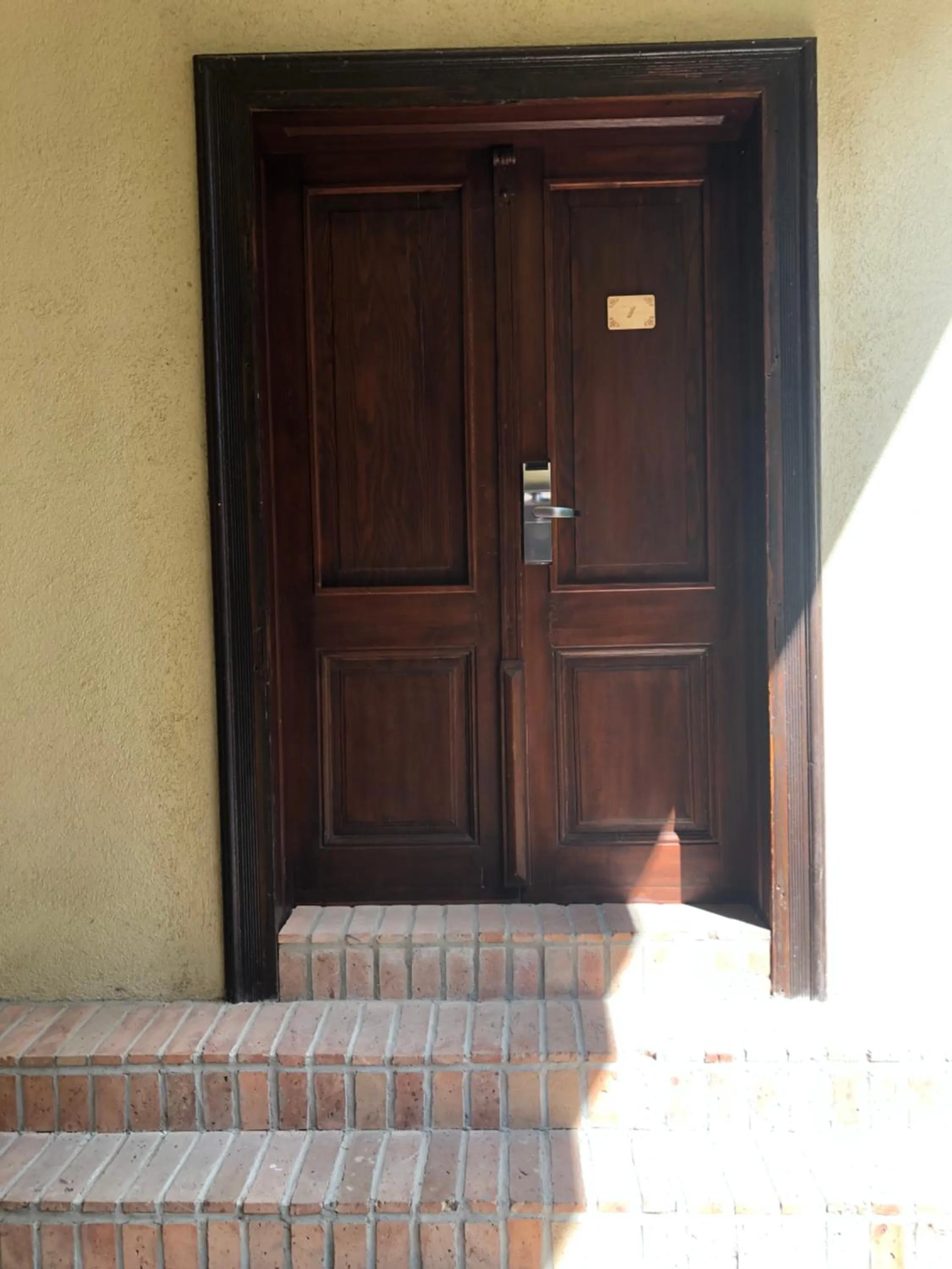 Facade/entrance in Hotel Lug