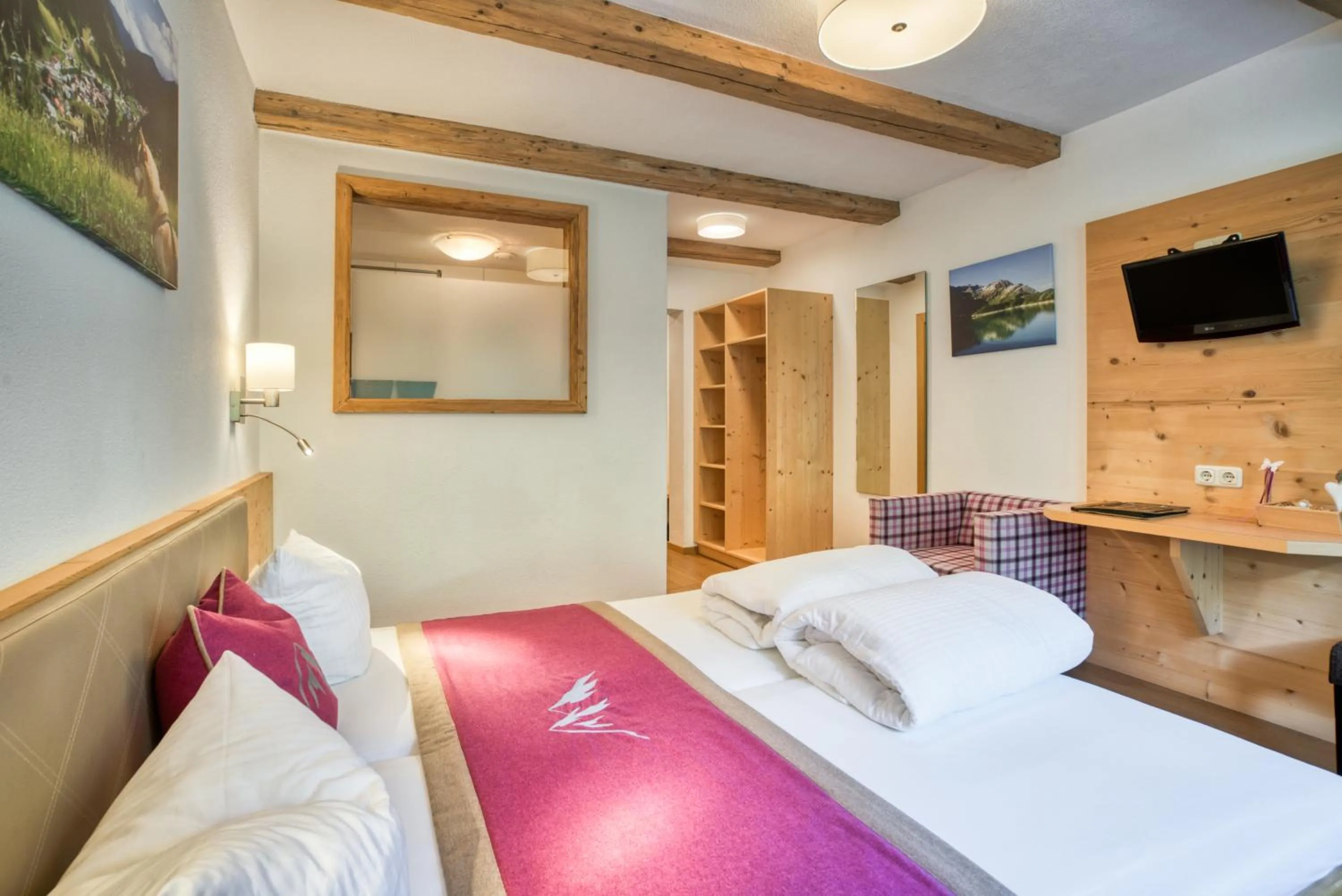 Photo of the whole room, Bed in Apart Fortuna