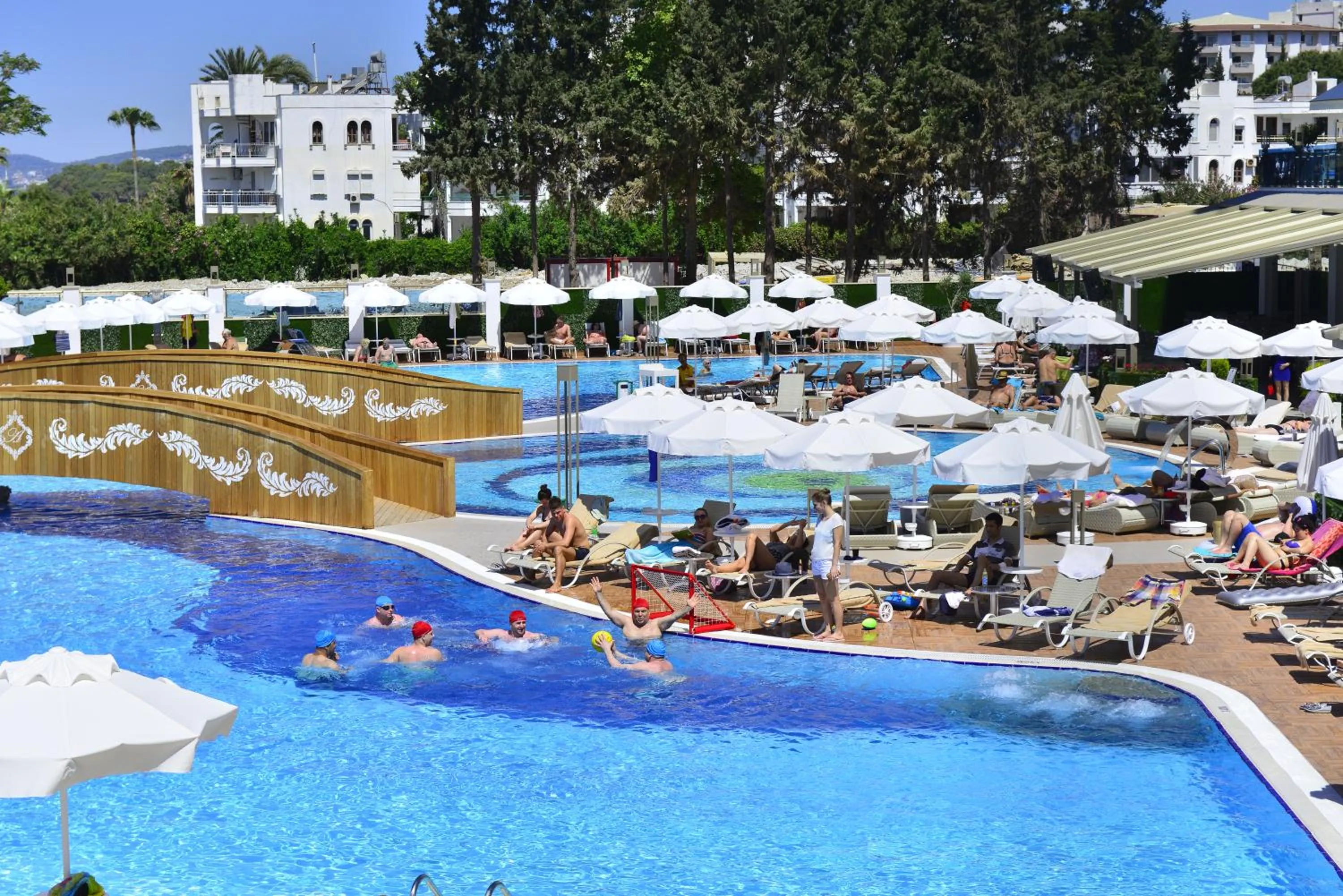 Swimming pool in Azura Deluxe Resort & Spa - Ultra All Inclusive