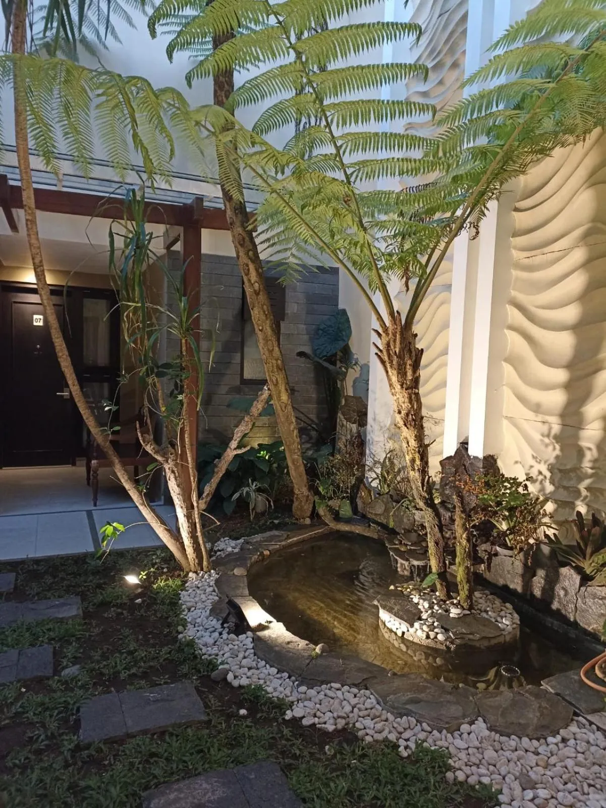Garden in Shinta Guesthouse