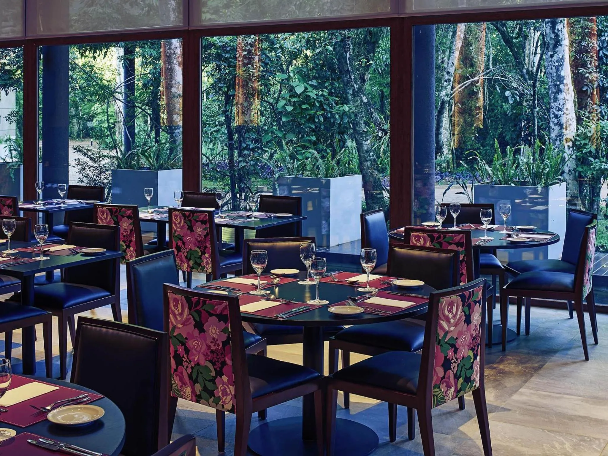 Restaurant/places to eat in Mercure Iguazu Hotel Iru