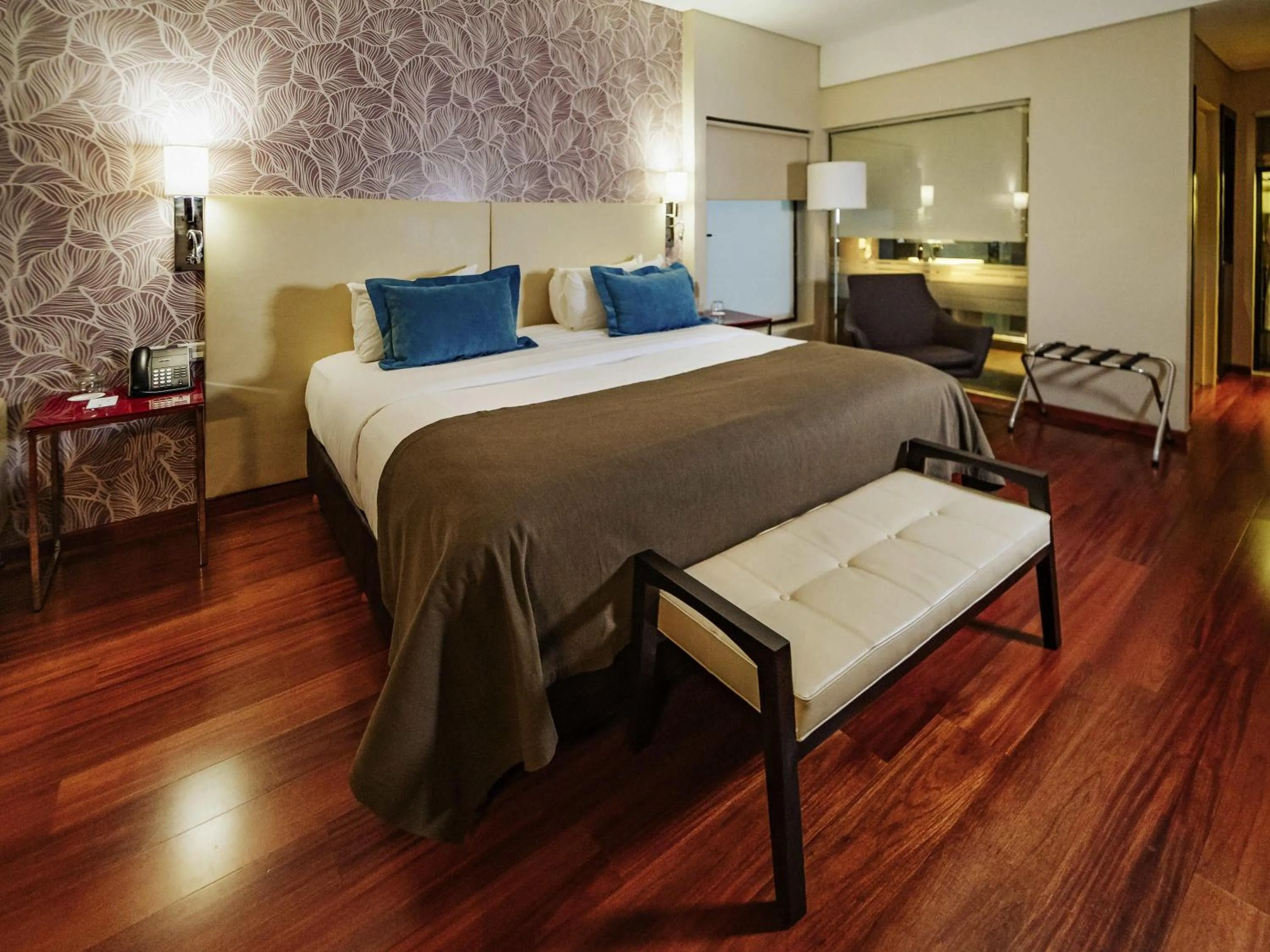 Bedroom, Bed in Mercure Iguazu Hotel Iru