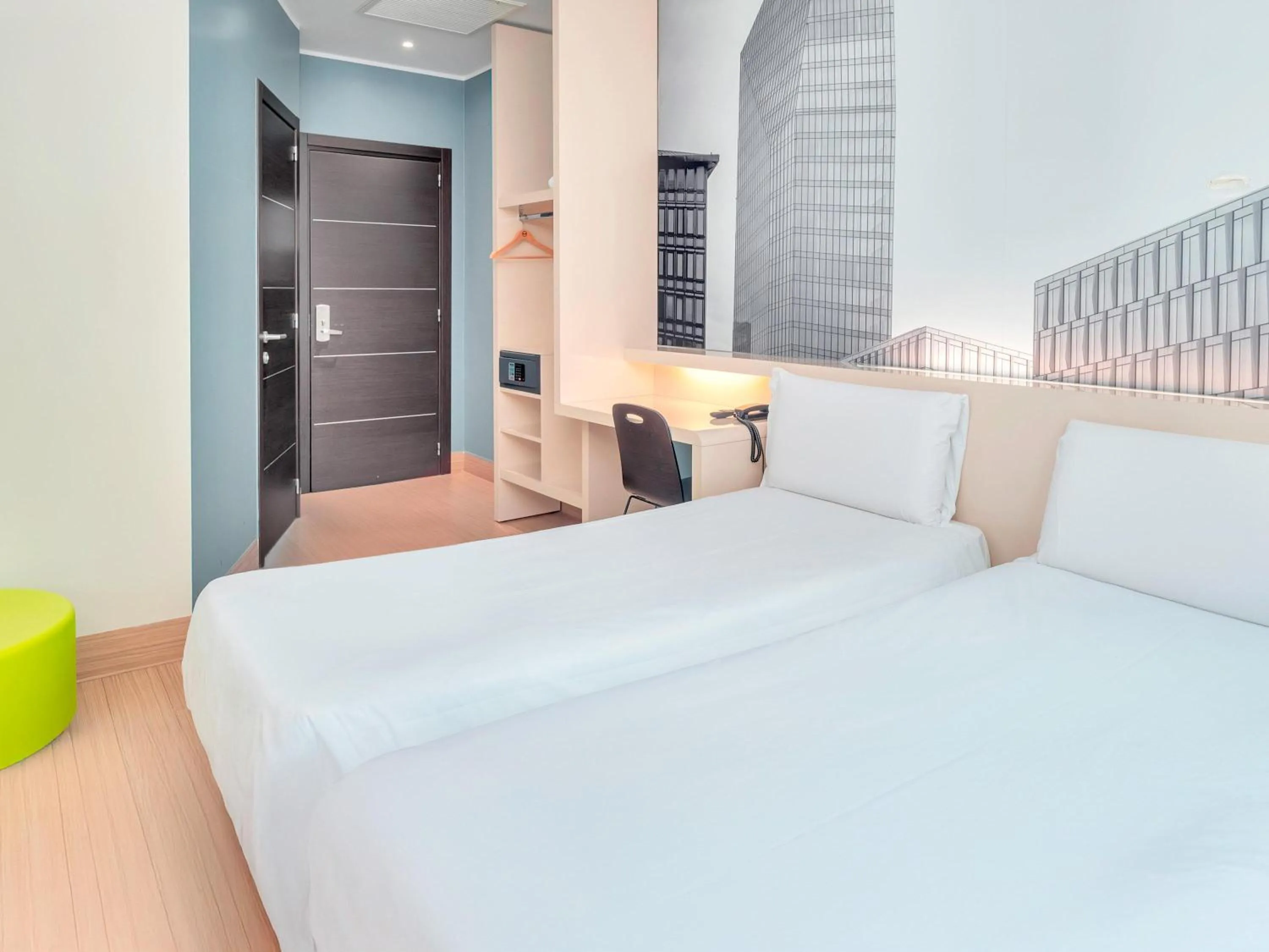 Photo of the whole room, Bed in B&B Hotel Milano Cenisio Garibaldi