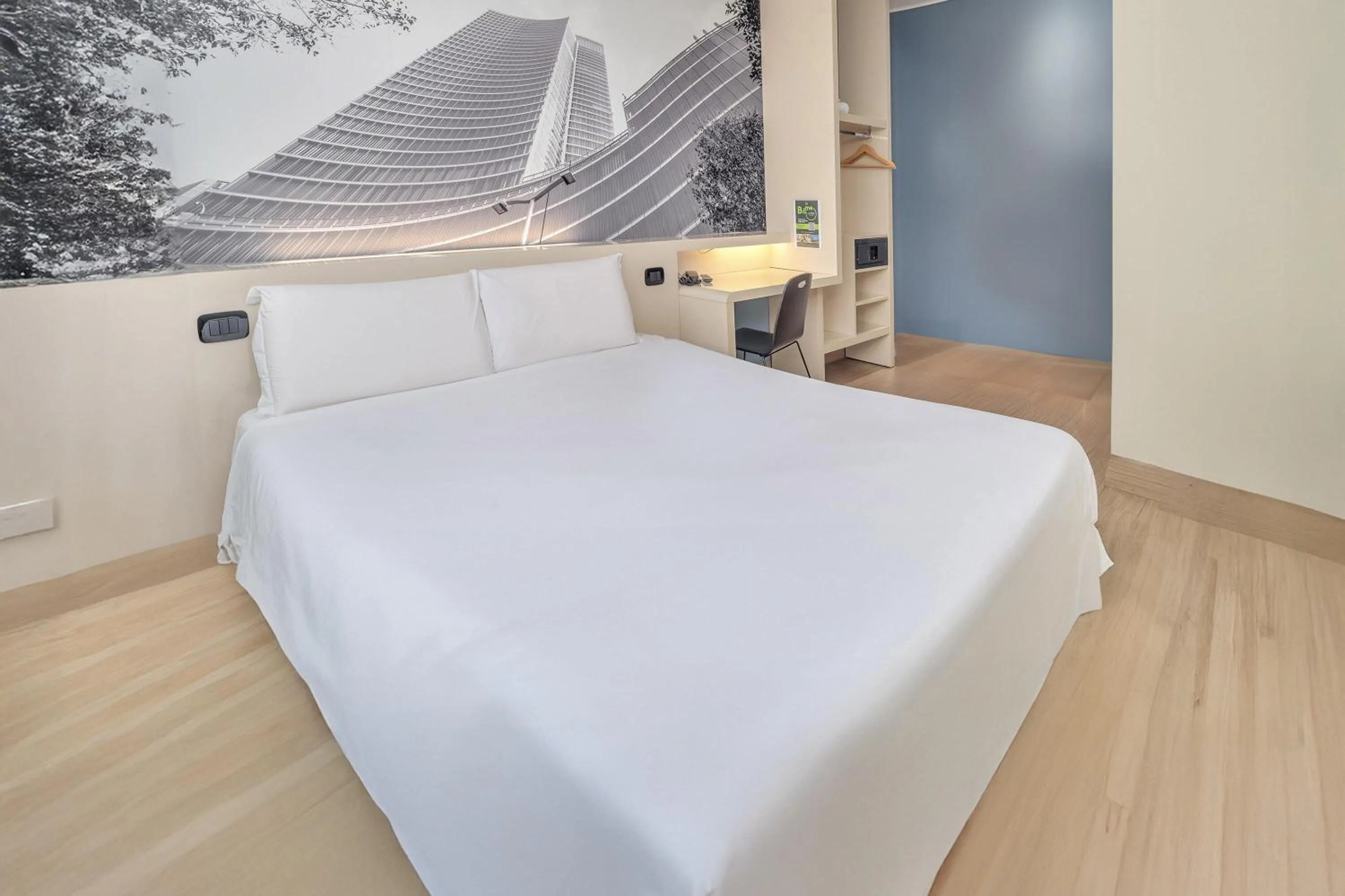 Photo of the whole room, Bed in B&B Hotel Milano Cenisio Garibaldi