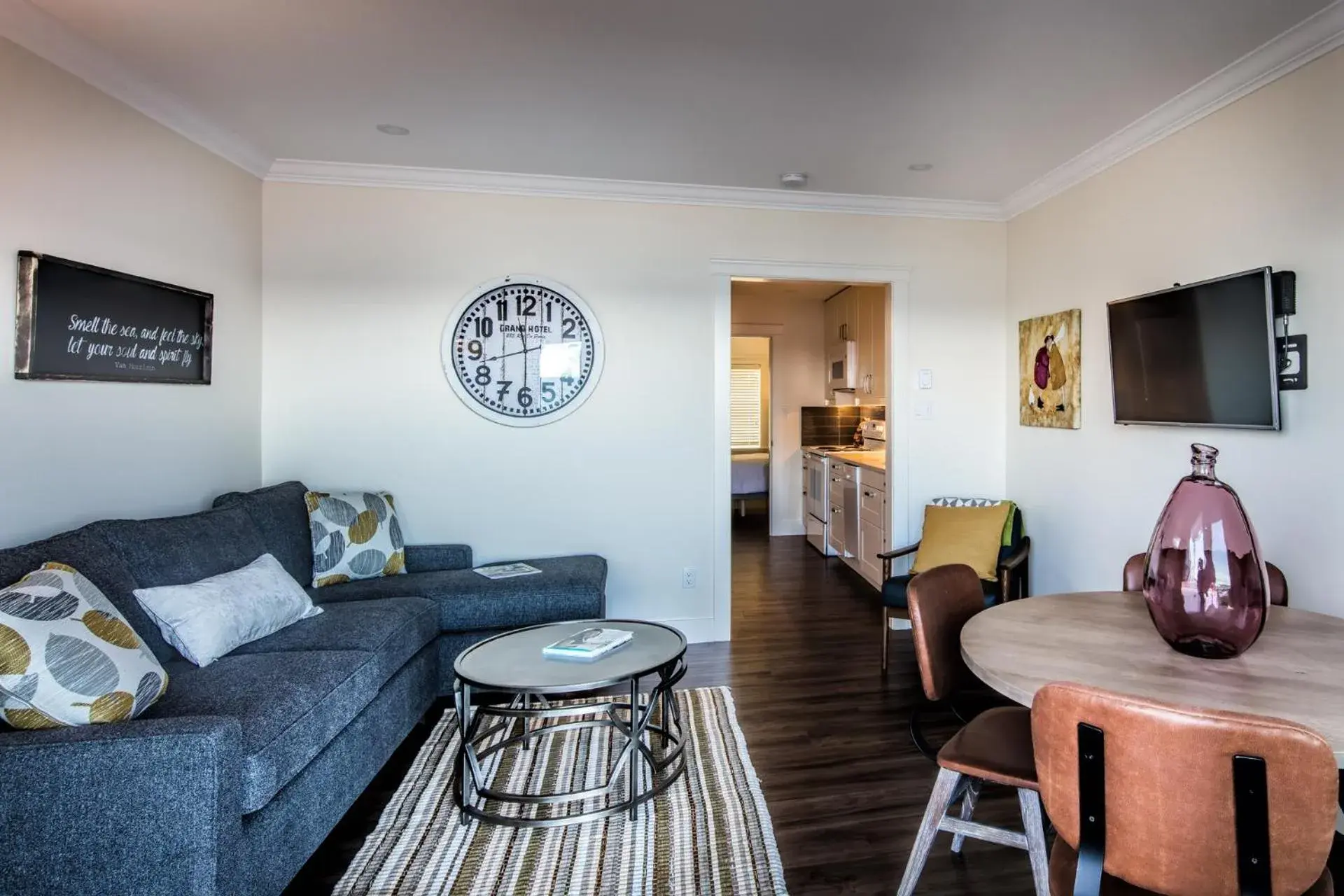 Suite with Sea View in Qualicum Beach Ocean Suites Suite with Sea View in Qualicum Beach Ocean Suites