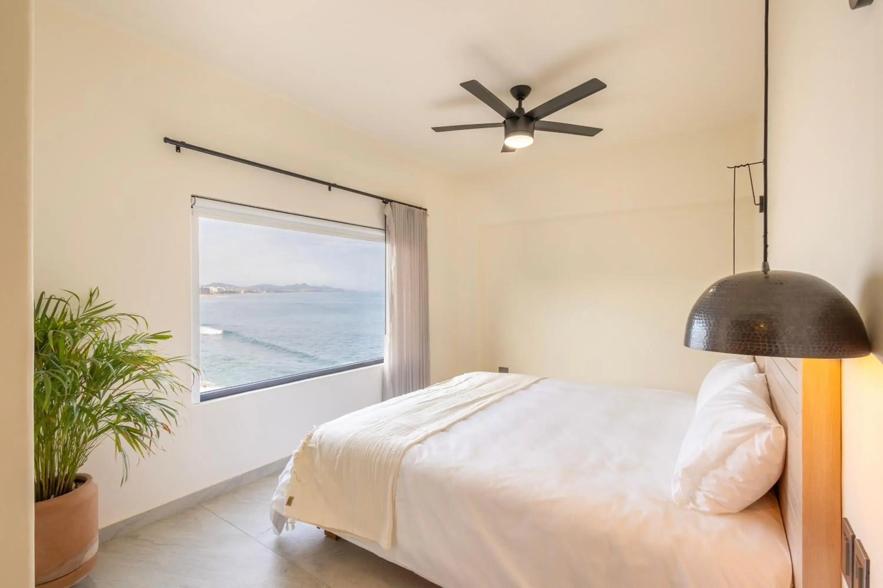 Junior Suite with Sea View in Cabo Break Hotel Junior Suite with Sea View in Cabo Break Hotel