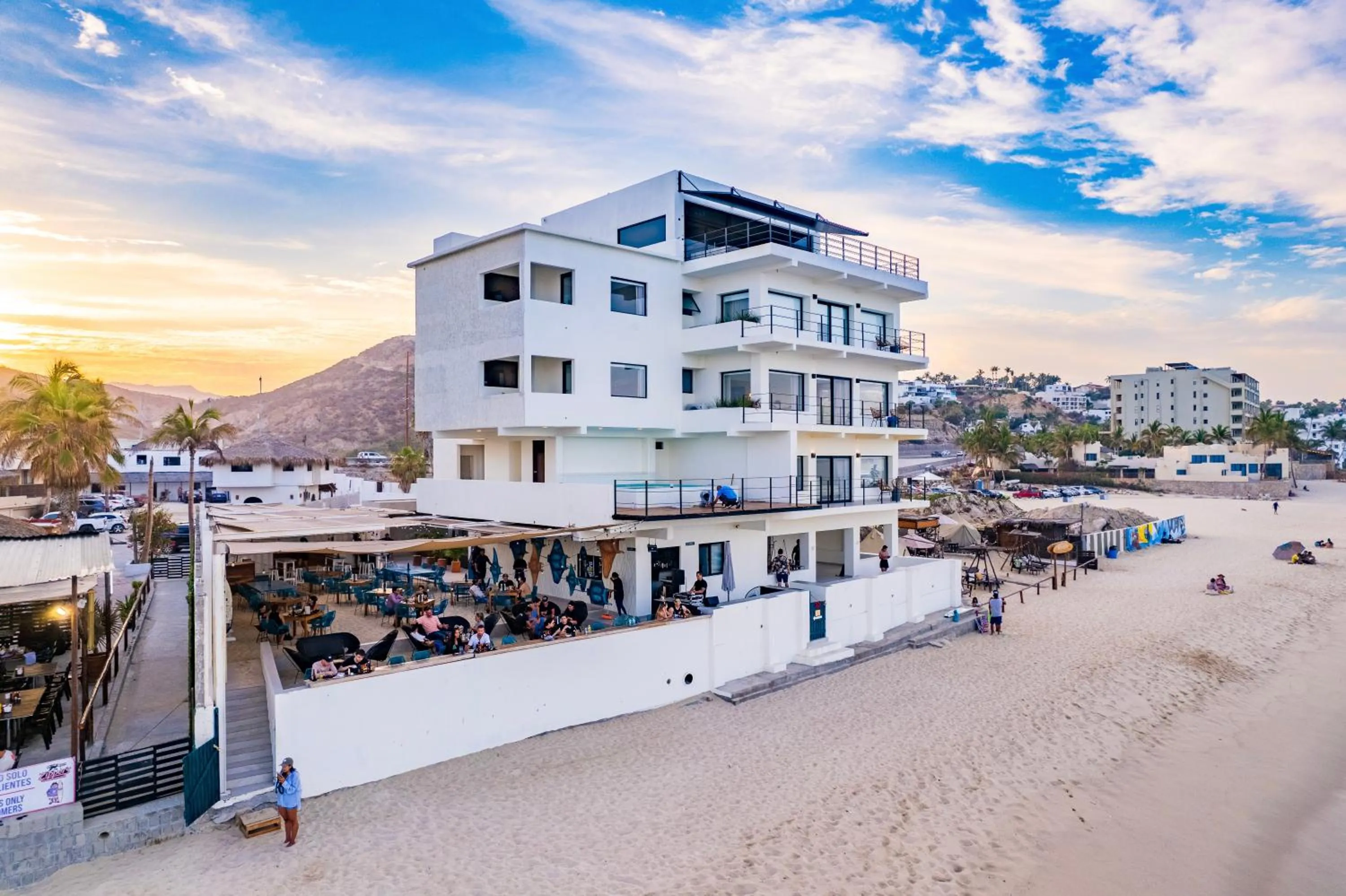 Property building in Cabo Break Hotel