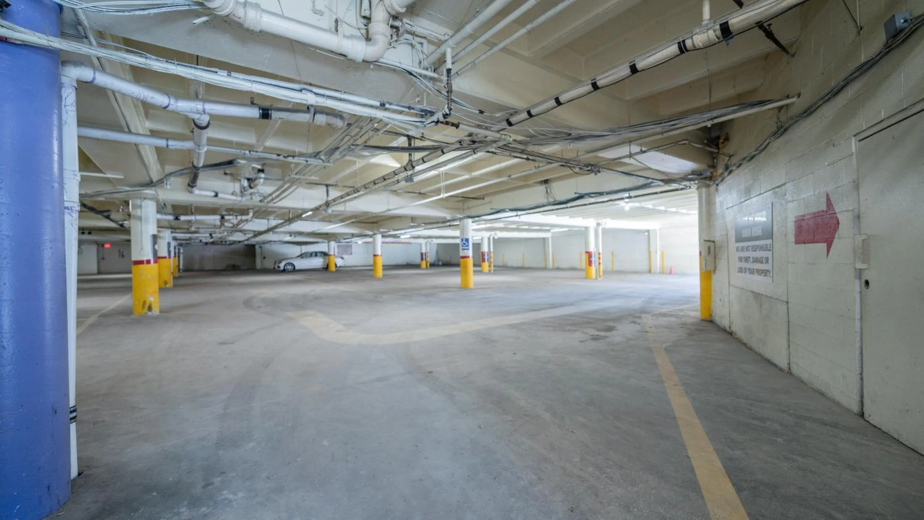 Parking in THE INN-Pittsburgh