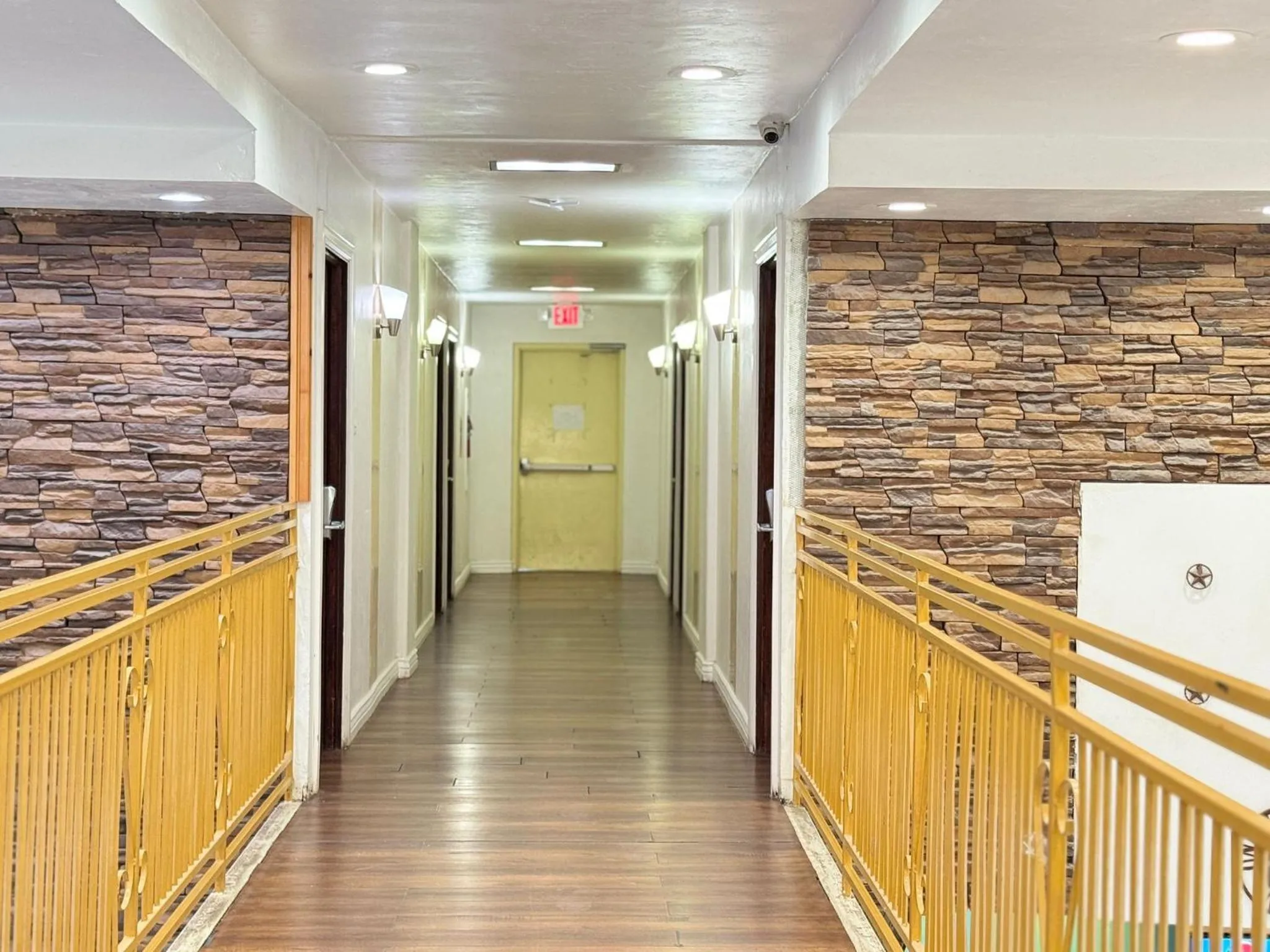 Property building in Alien Residence Inn