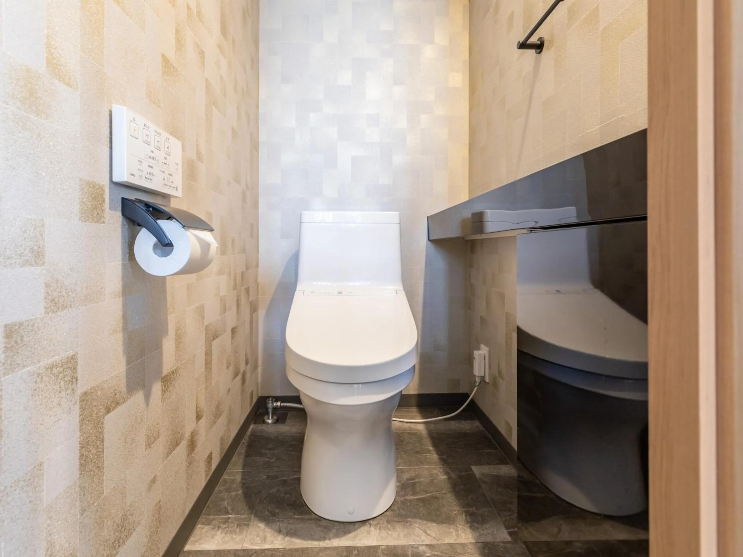 Toilet in Tabist GROOVE KYOTO OKOSHIYASU