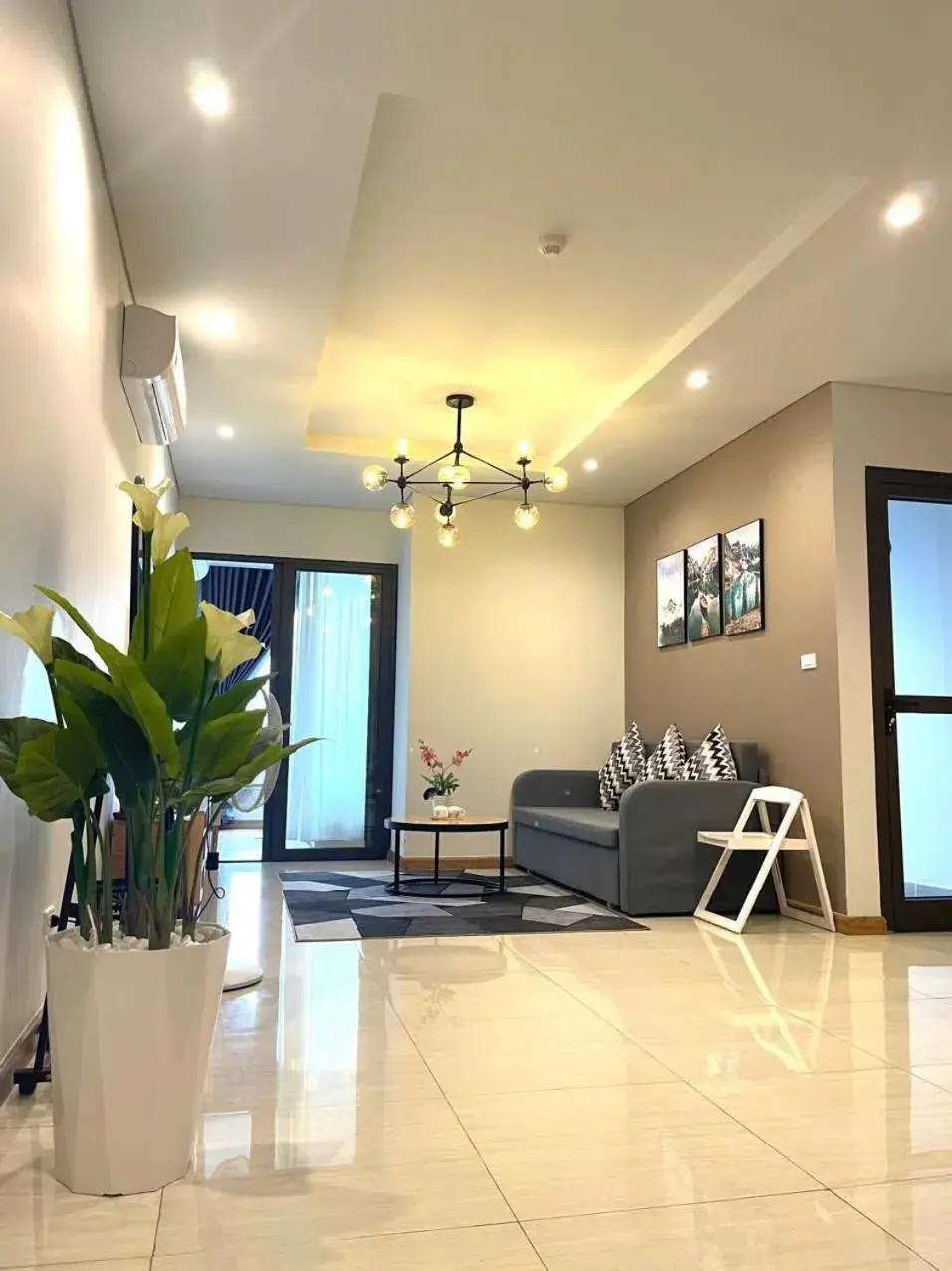 One-Bedroom Apartment - single occupancy in Susu'home - Căn hộ view biển - Trung tâm Bãi Cháy One-Bedroom Apartment - single occupancy in Susu'home - Căn hộ view biển - Trung tâm Bãi Cháy