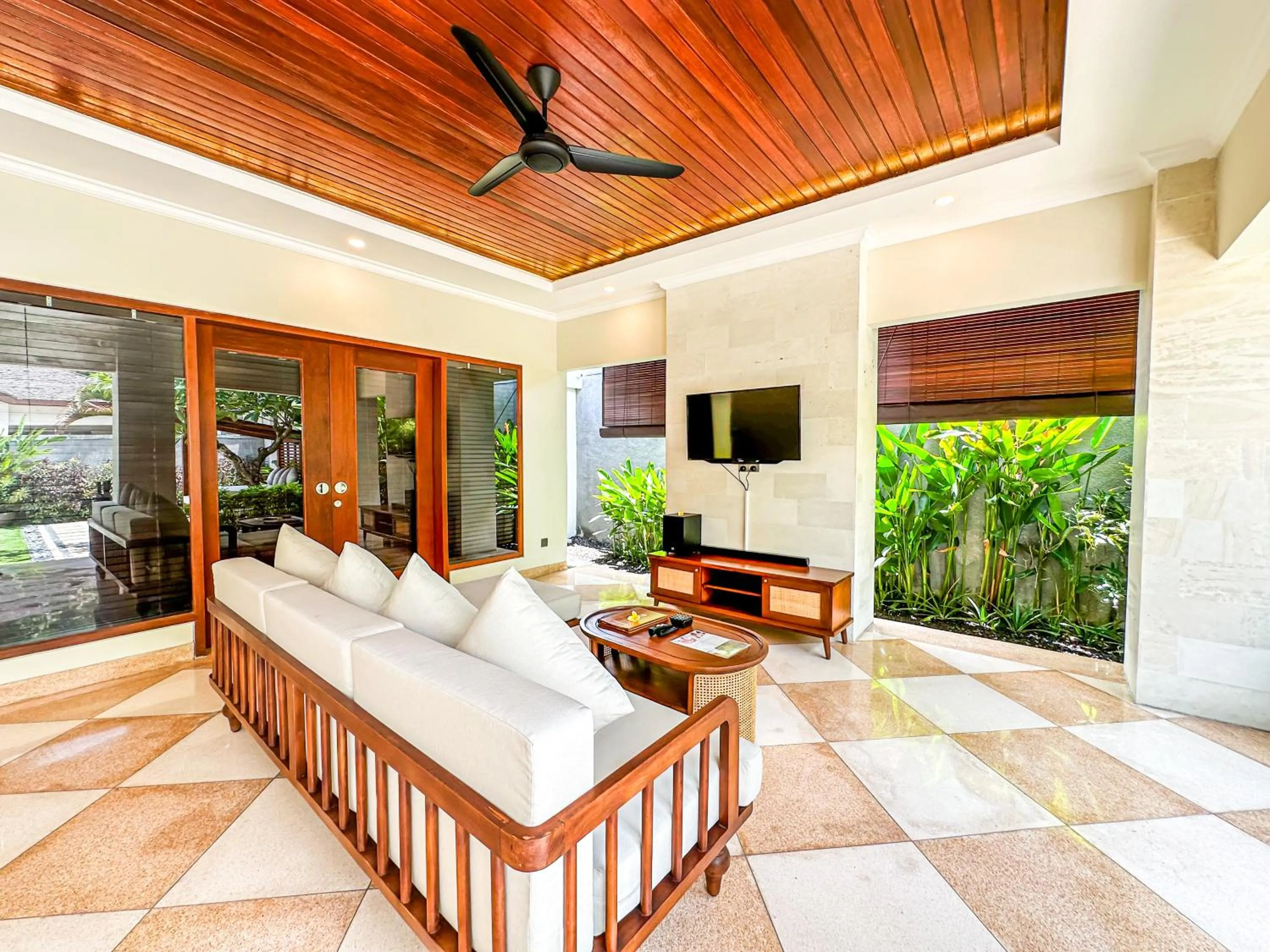 Living room in Ghana Villa Seminyak by GenuineHost