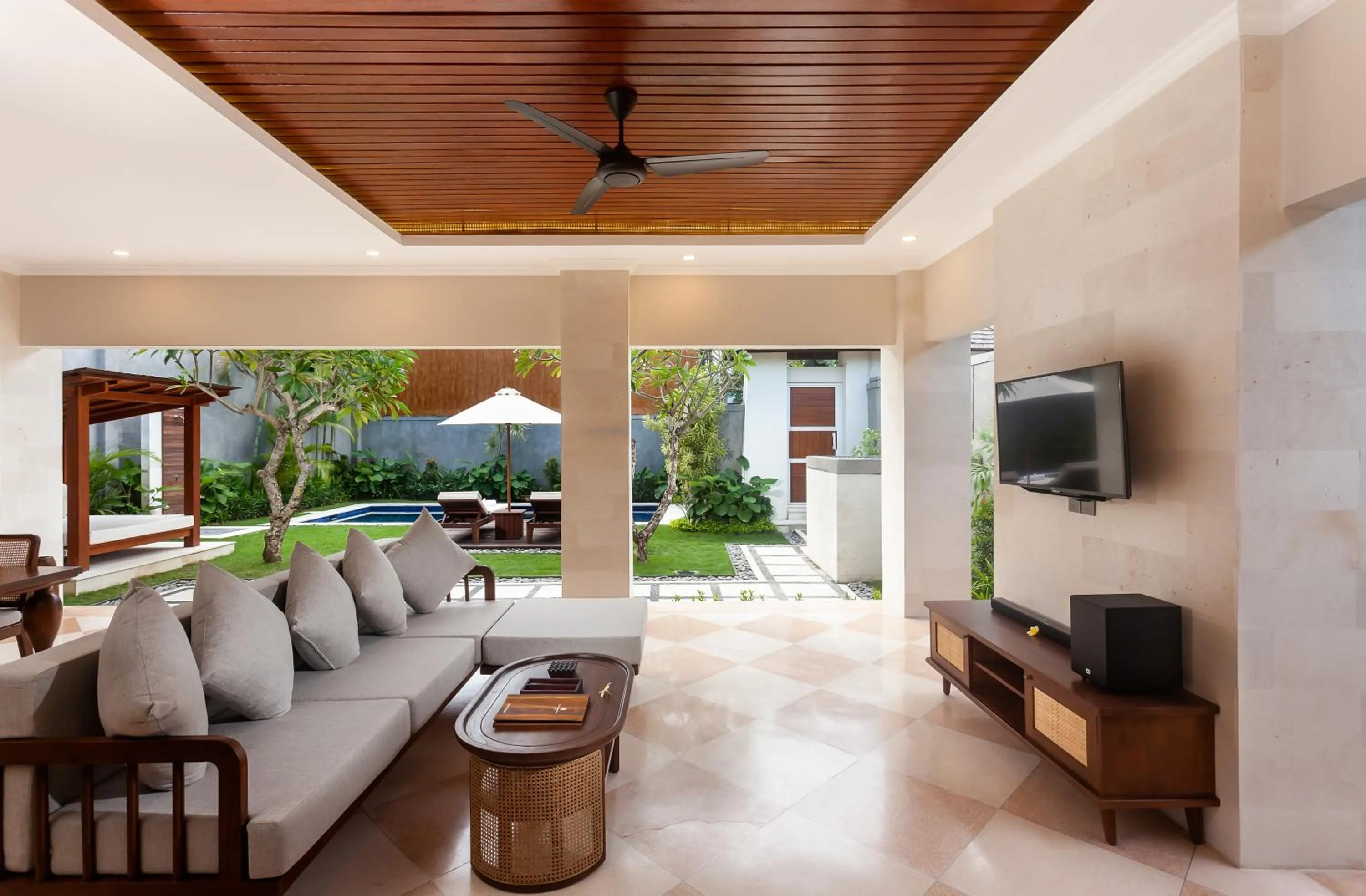 TV and multimedia in Ghana Villa Seminyak by GenuineHost