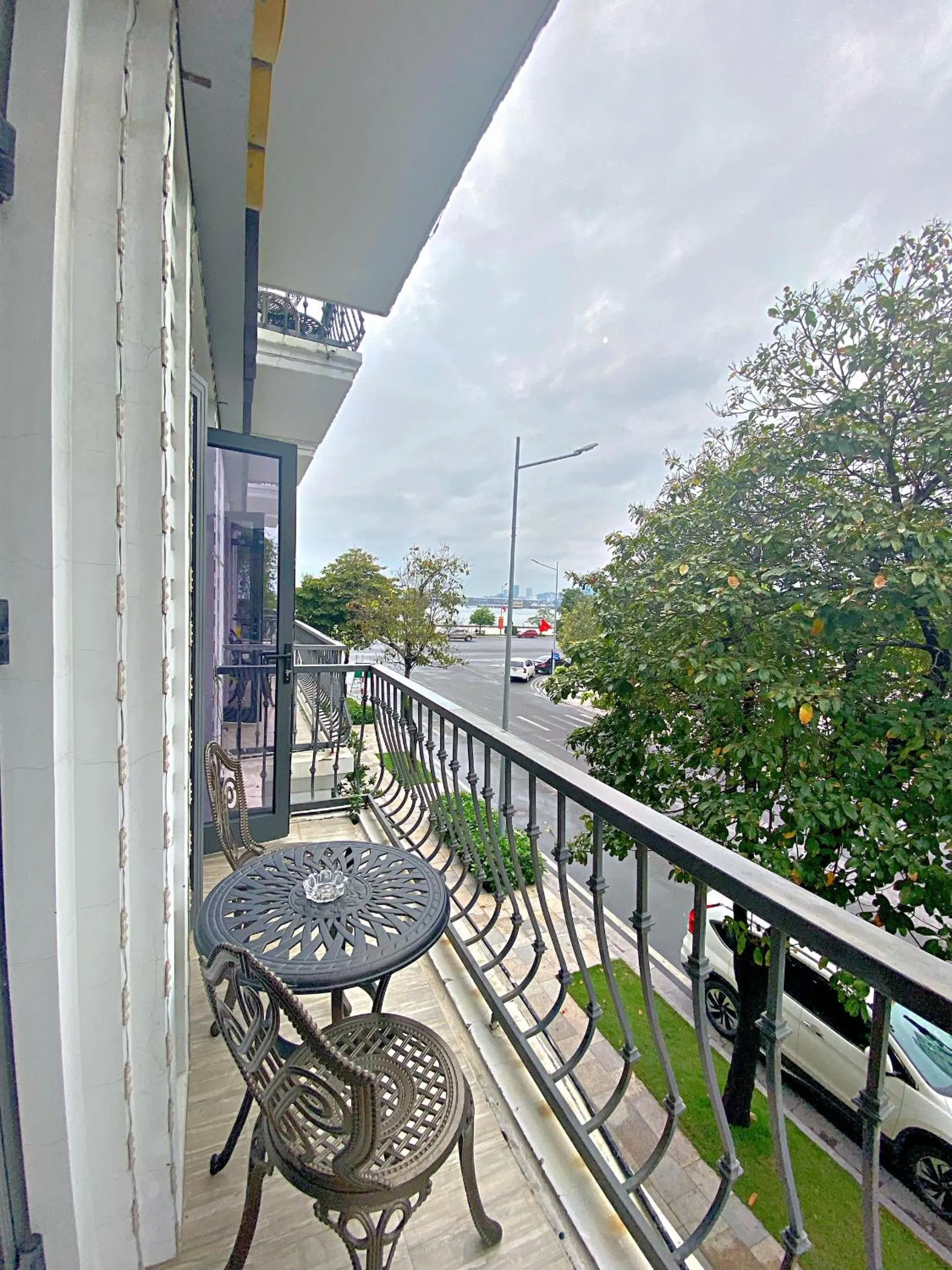 Property building in Blue Diamond Hotel