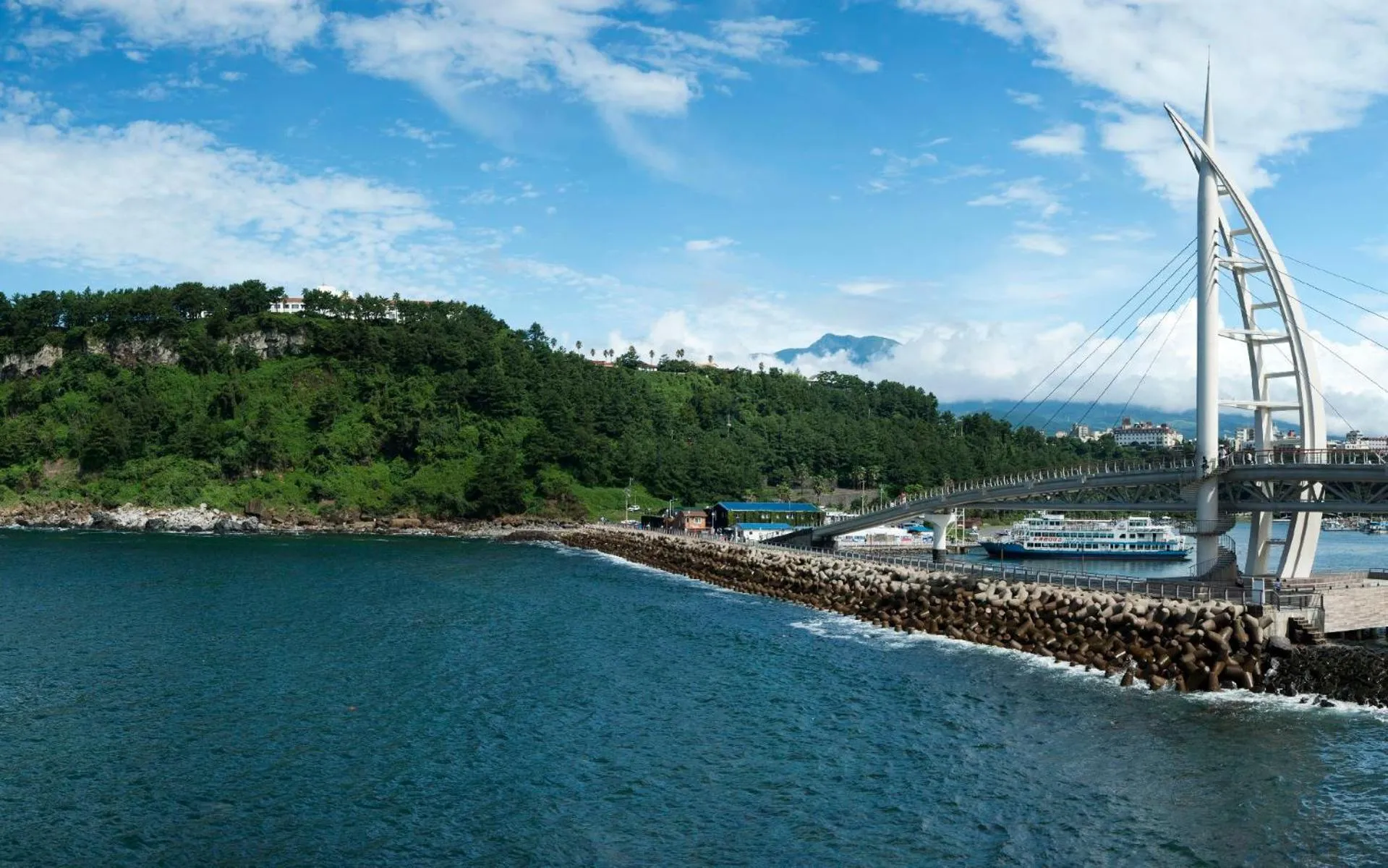 Nearby landmark in Hotel Yeon