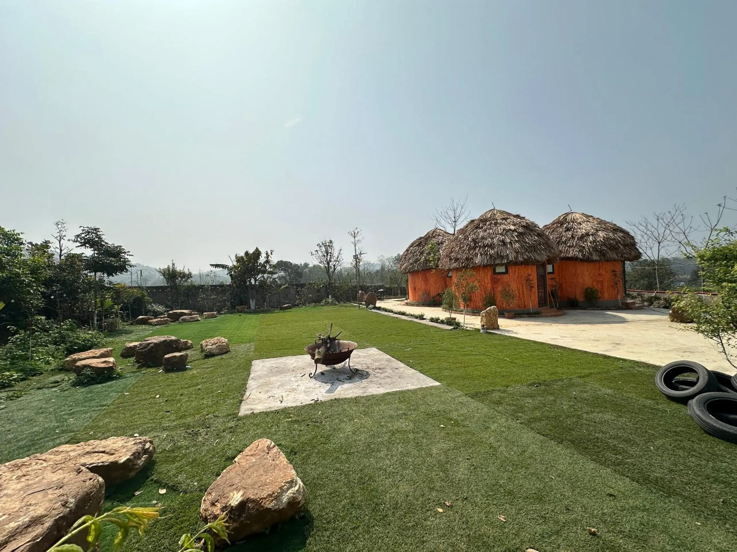 Garden in King Bavi Resort