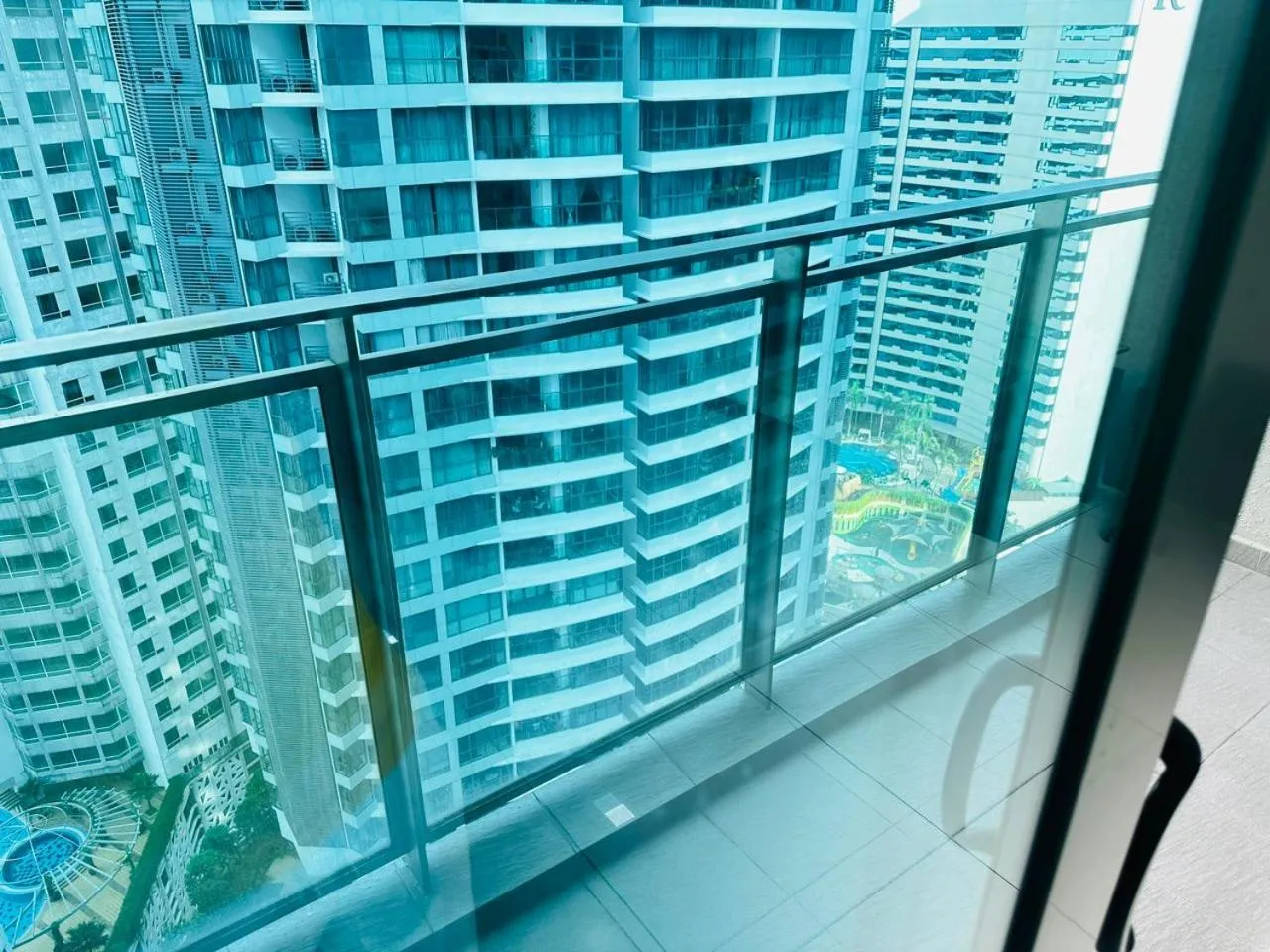 Day in Summer Suites KLCC by Luna KL