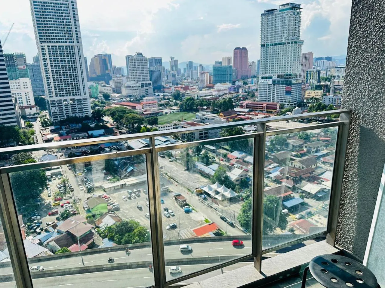 Day in Summer Suites KLCC by Luna KL