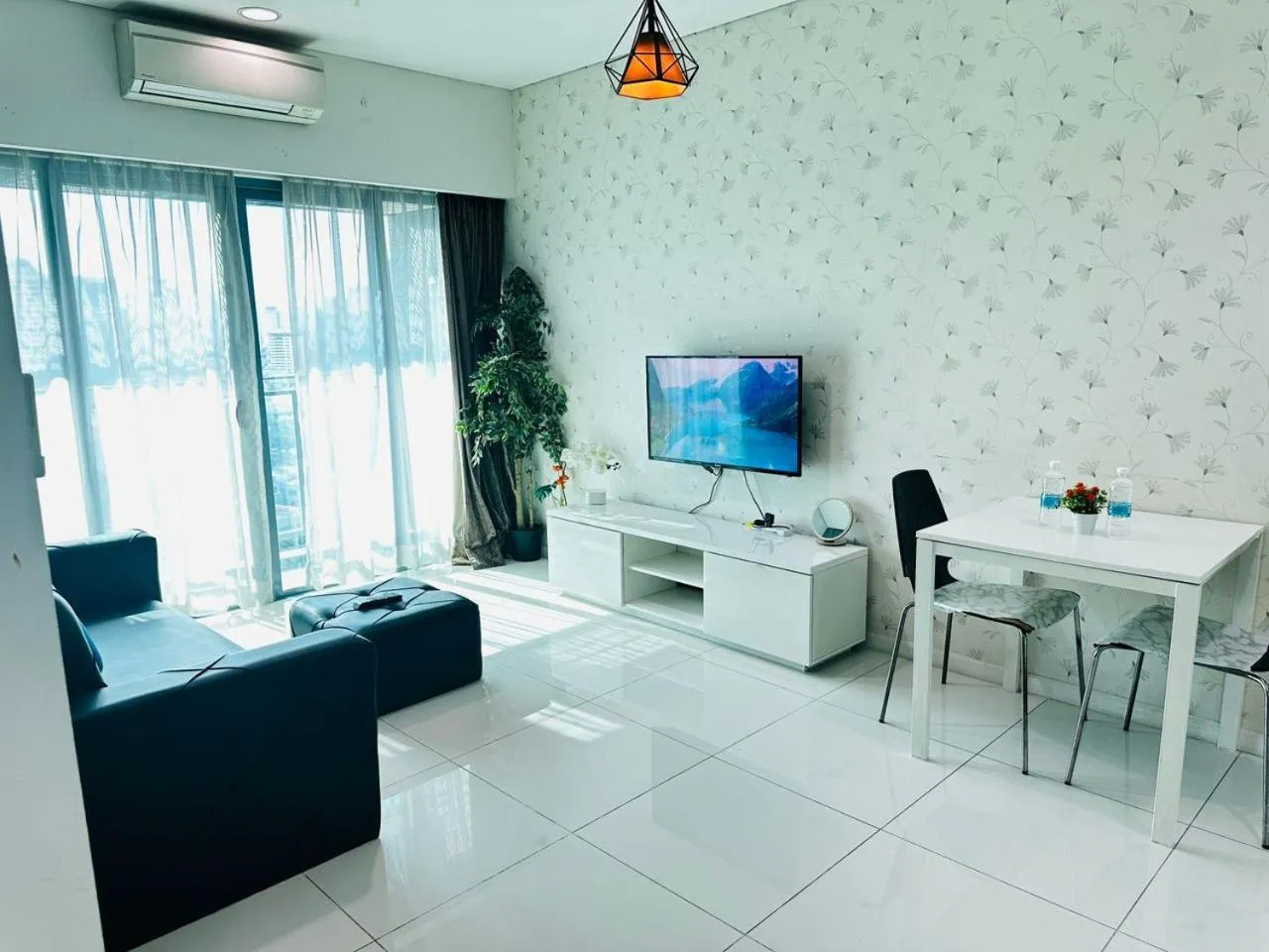 TV and multimedia in Summer Suites KLCC by Luna KL