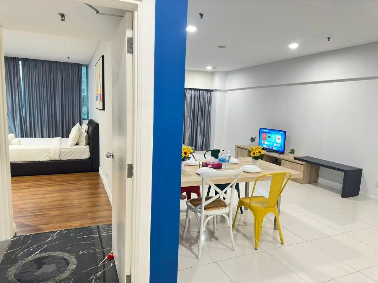 Bed in Summer Suites KLCC by Luna KL