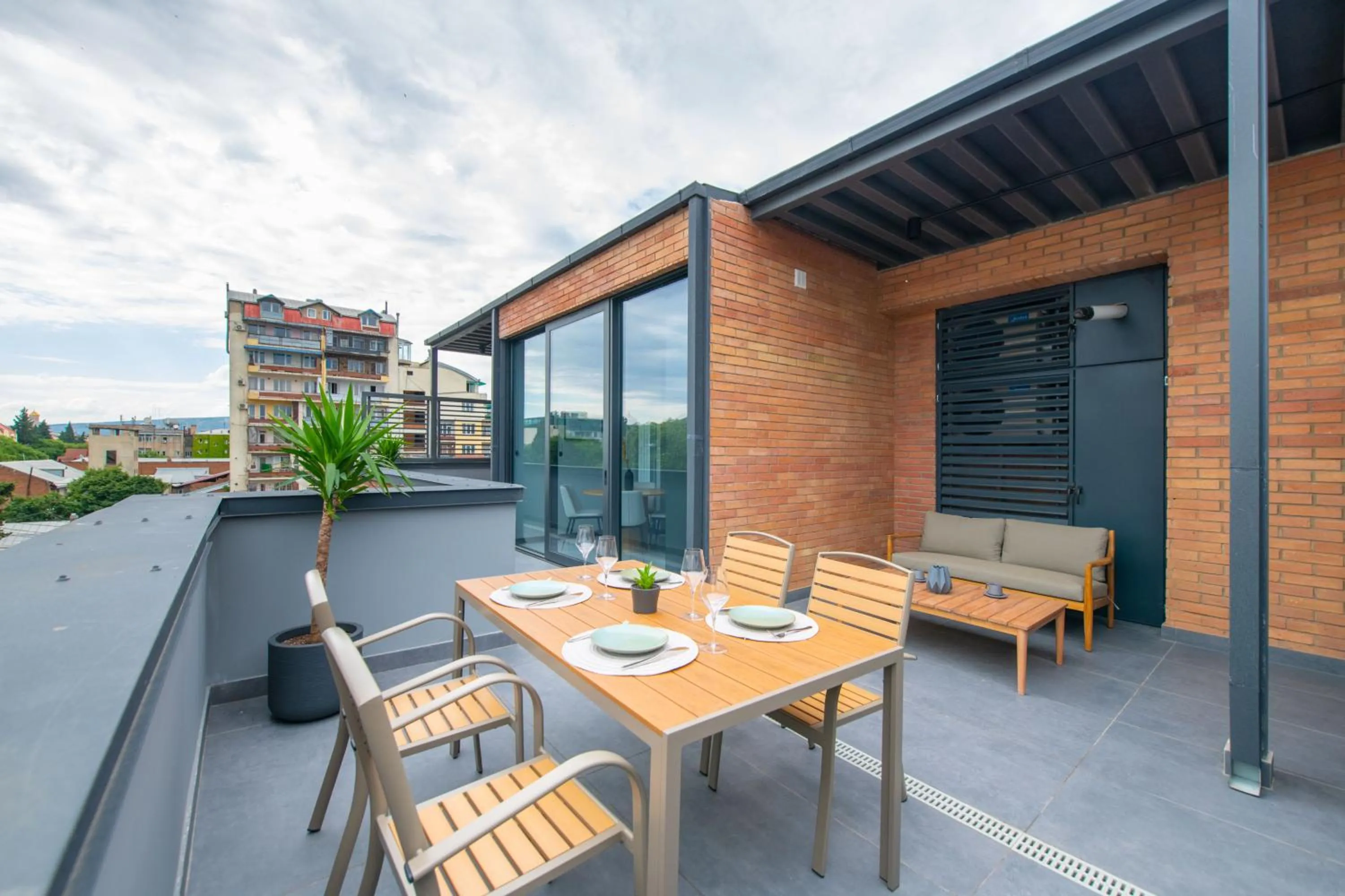 Qstay Gratus Tbilisi