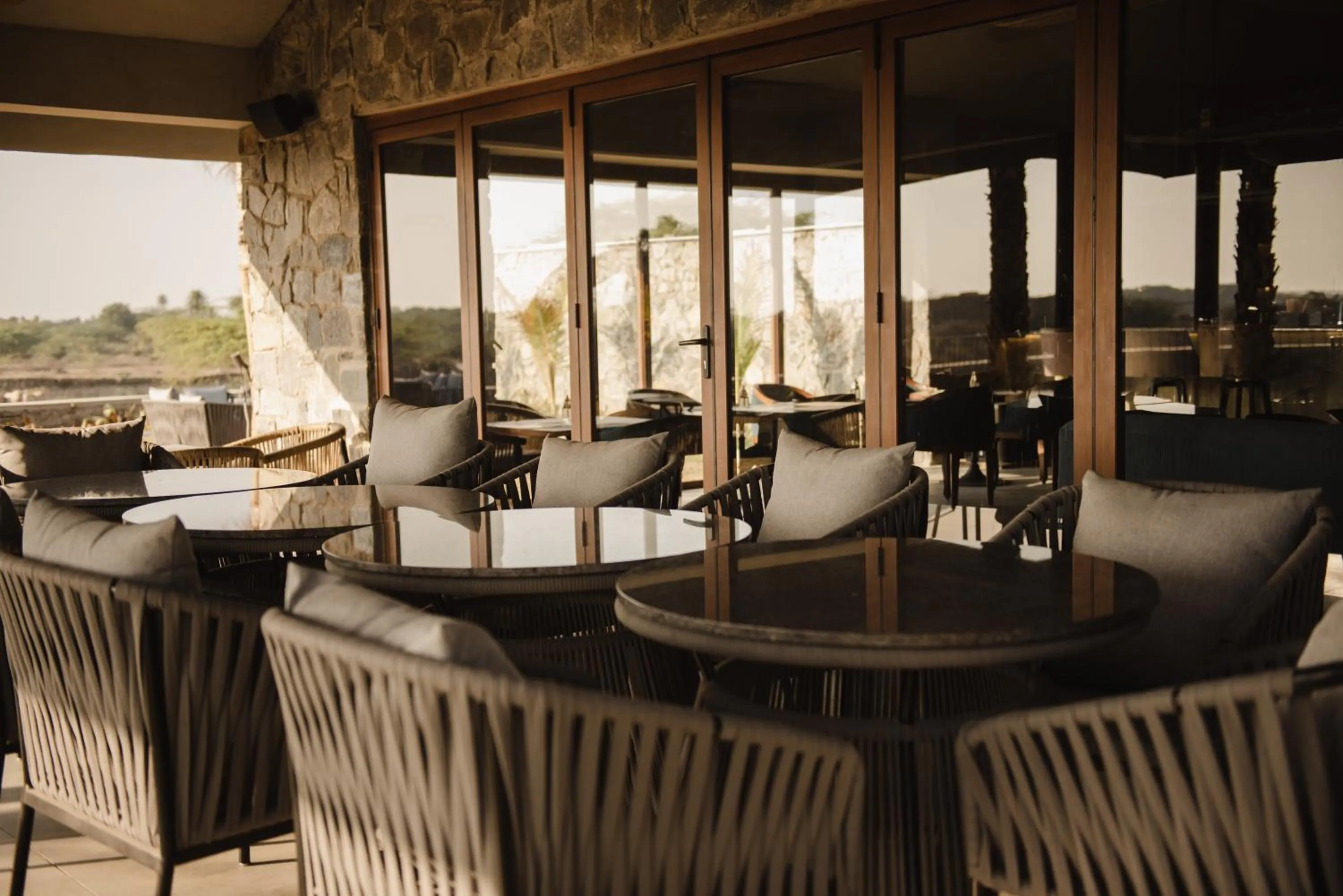 Restaurant/places to eat in Sangam Farms