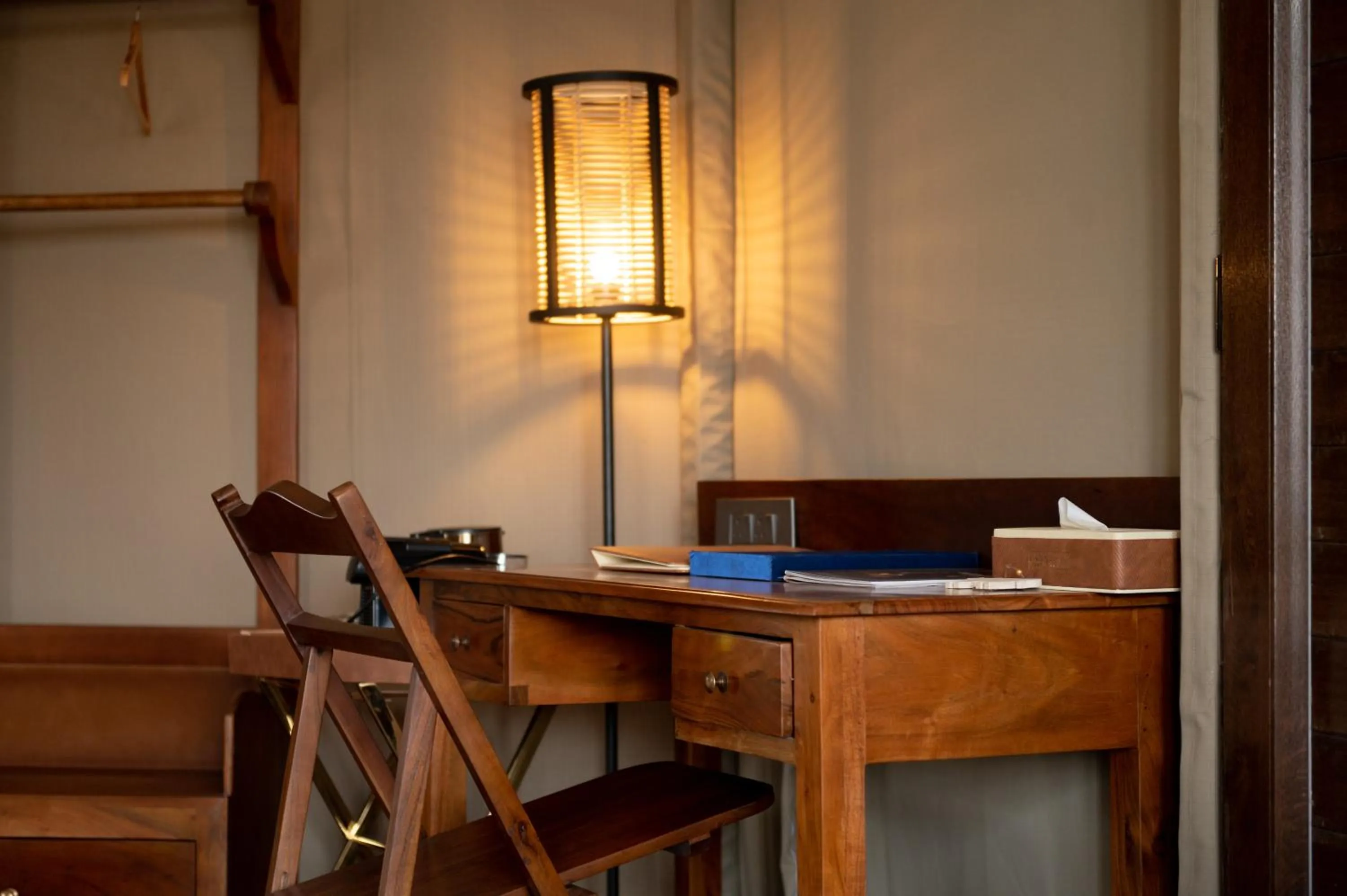 hair dresser in Sangam Farms