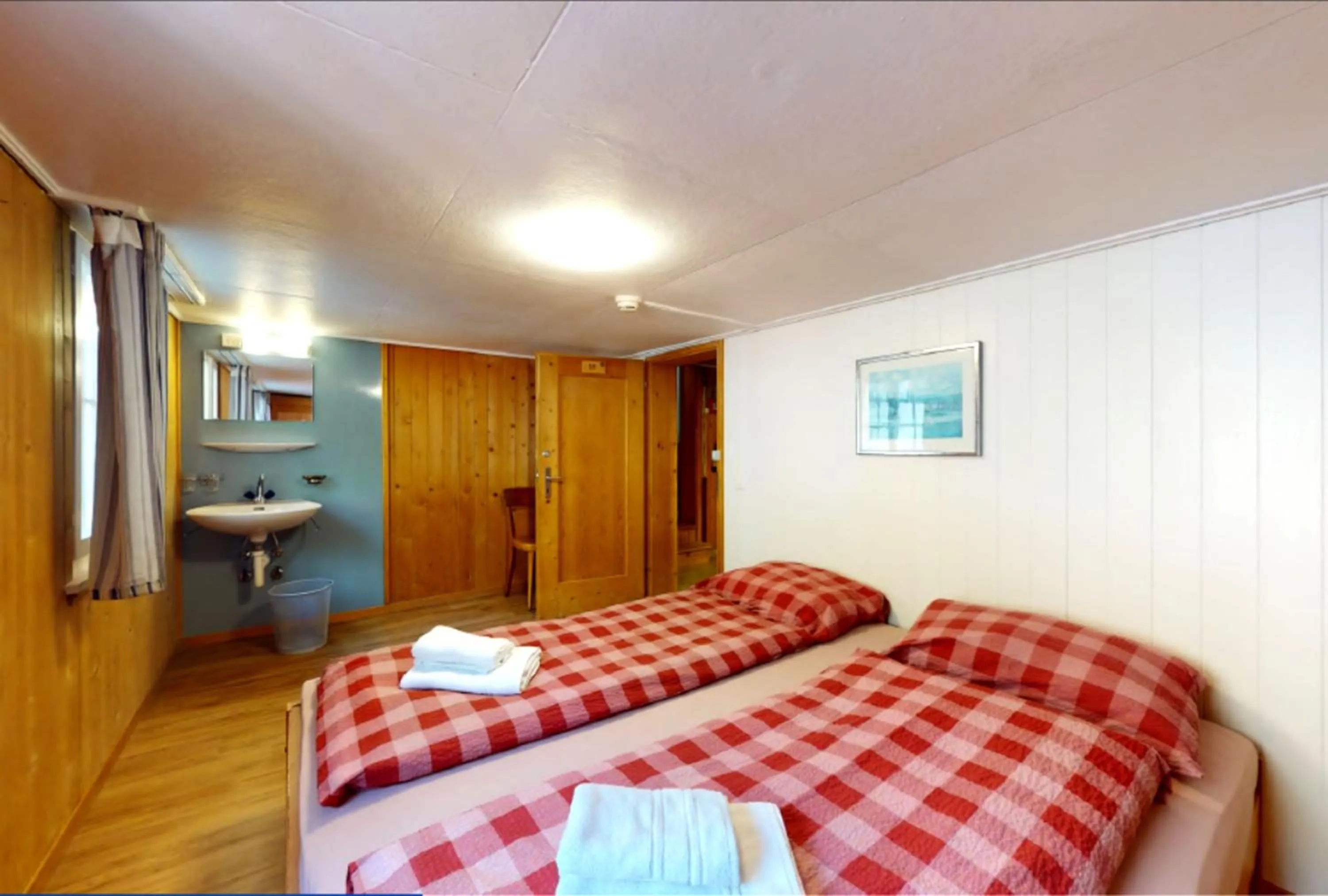 Bedroom, Bed in Gadmen Alpenrose, Switzerland