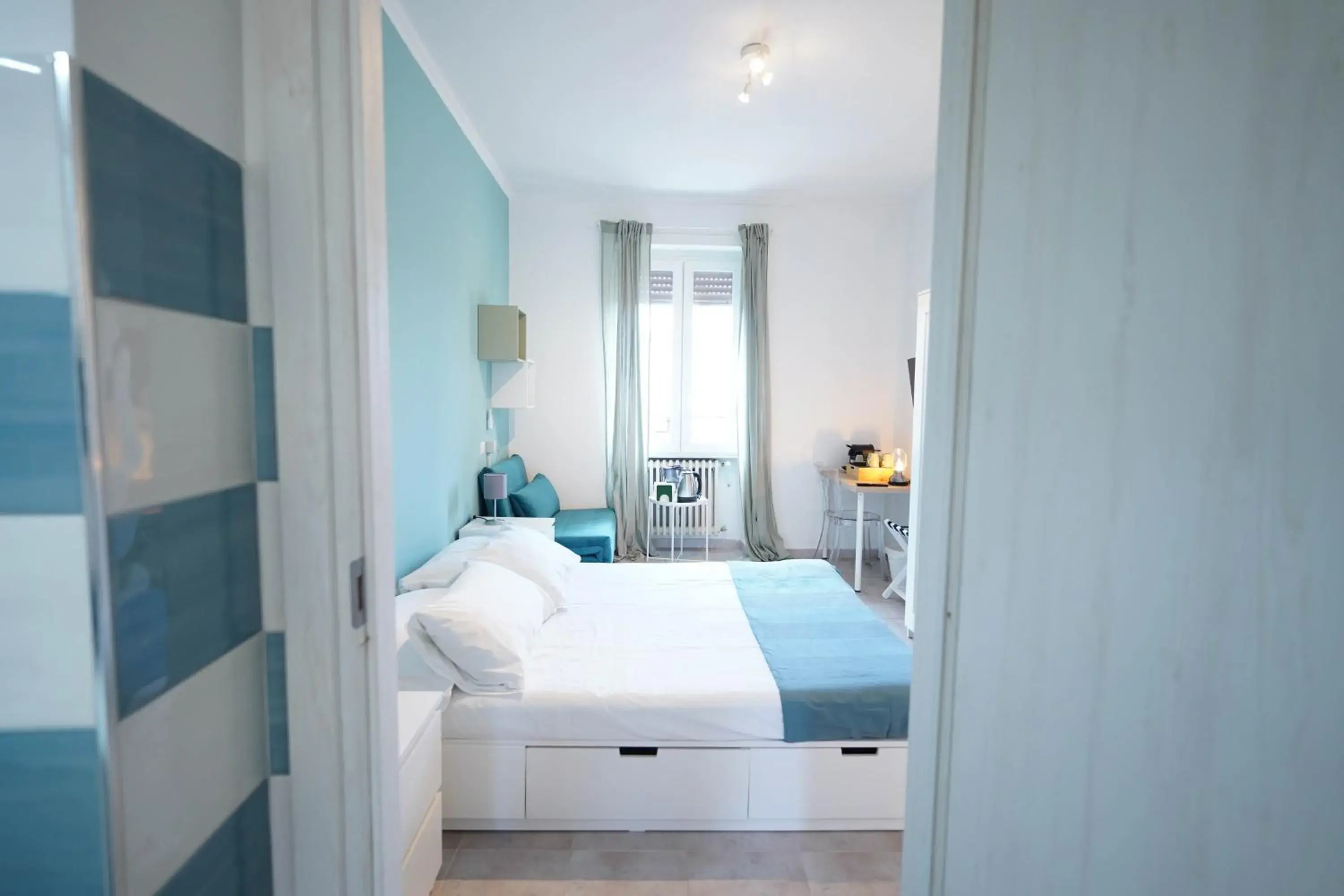 Triple Room with Private Bathroom in Salotto Tiburtino Triple Room with Private Bathroom in Salotto Tiburtino