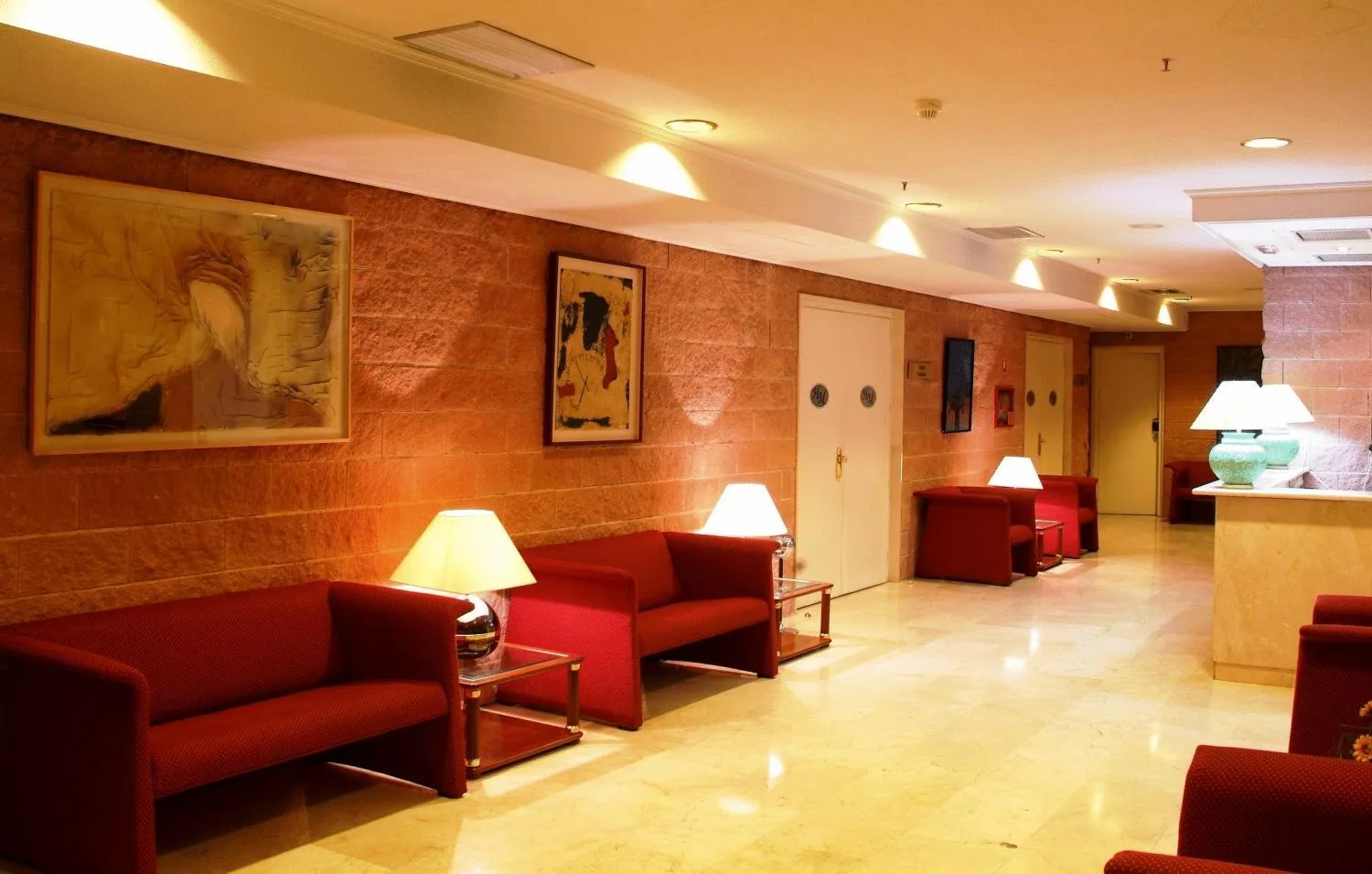 Lobby or reception in Hotel Majadahonda