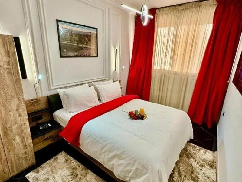 Bed in The Hotel Syracuse