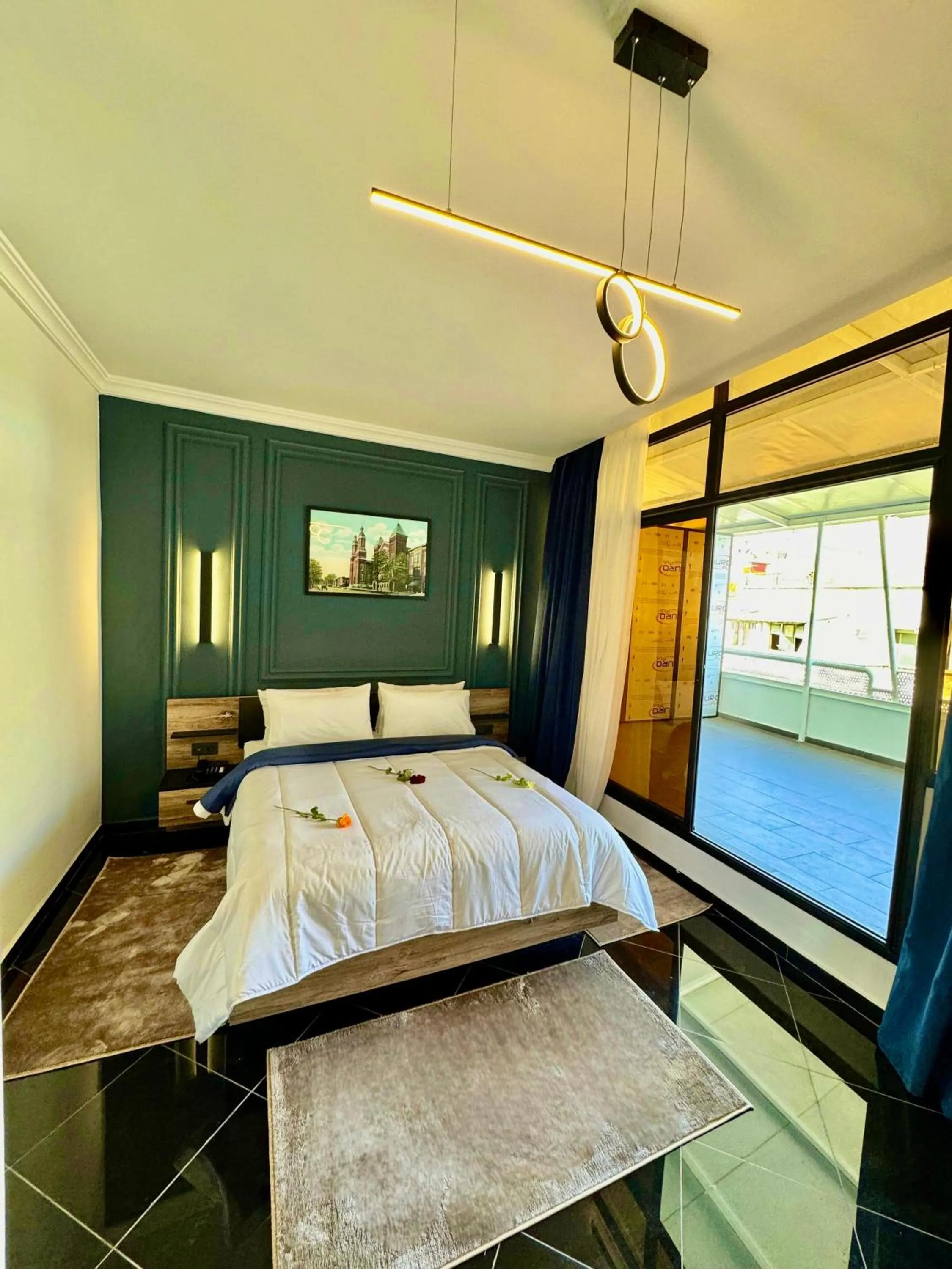 Bed in The Hotel Syracuse