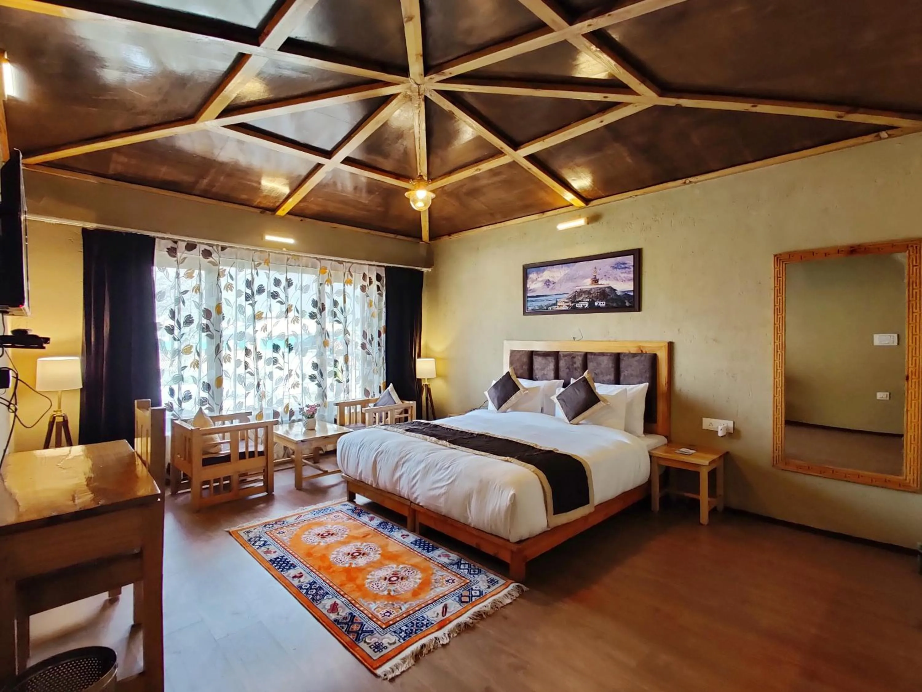 Queen Room in White Sands Resort