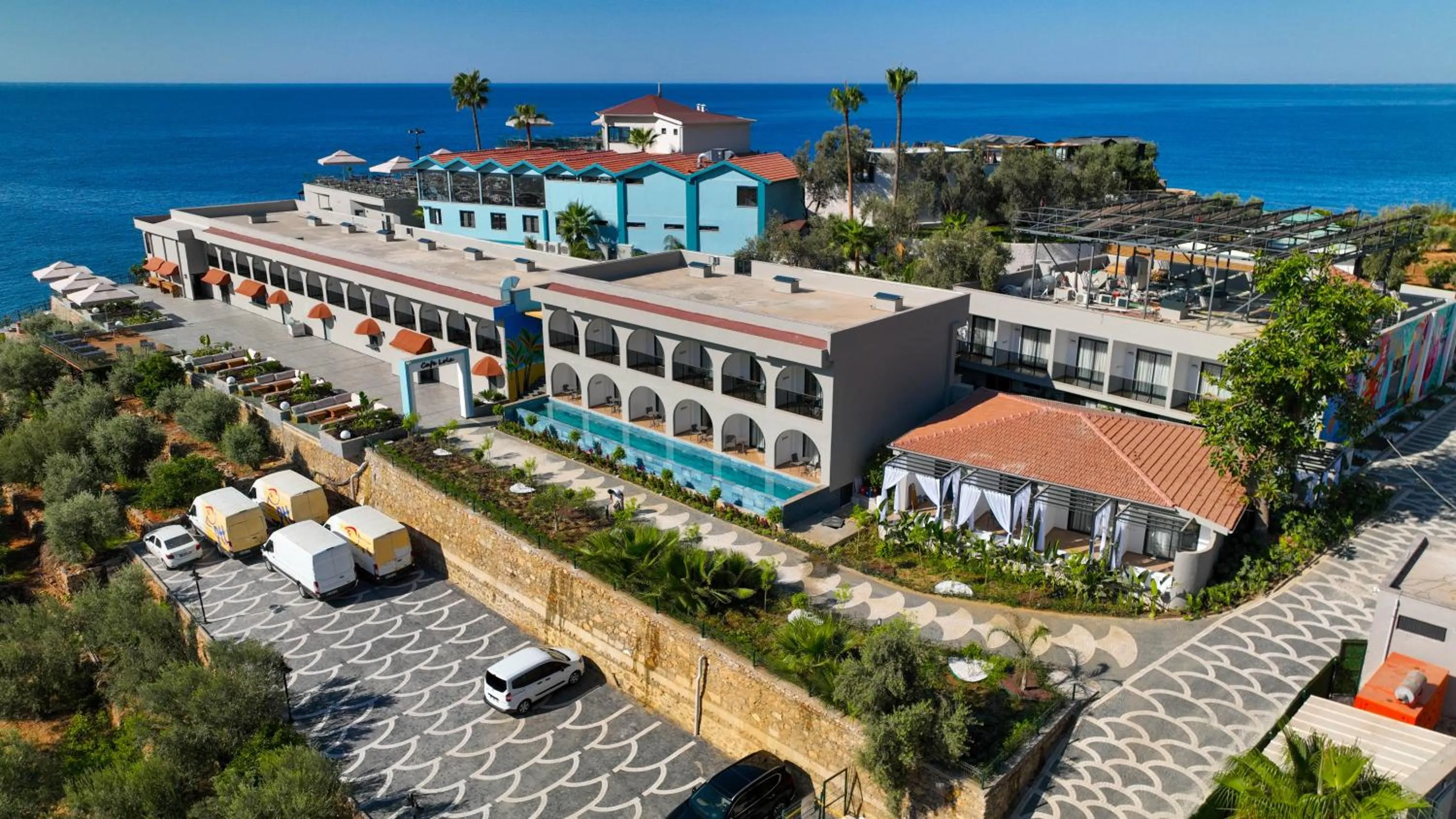 Parking in Ada Port Hotel Adults Only