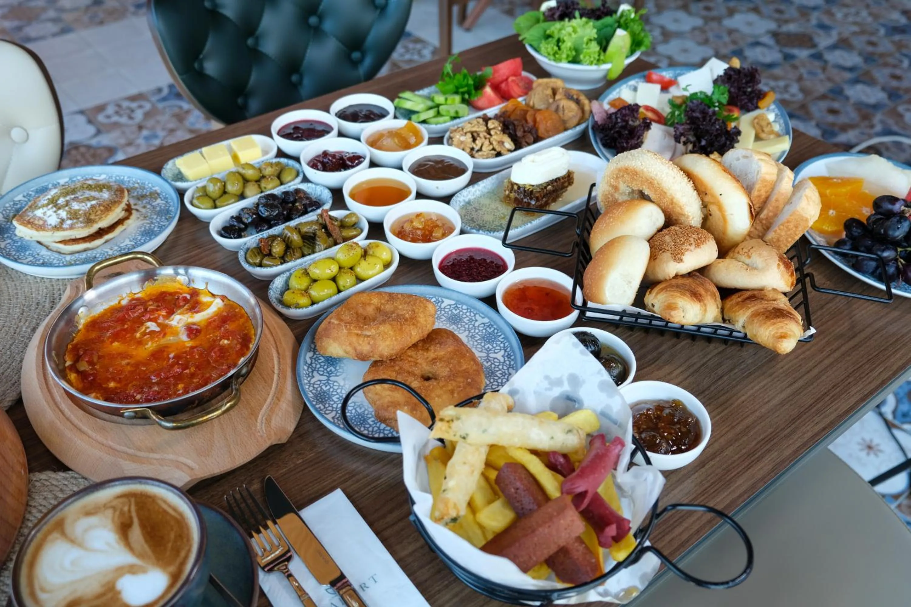 Breakfast in Ada Port Hotel Adults Only